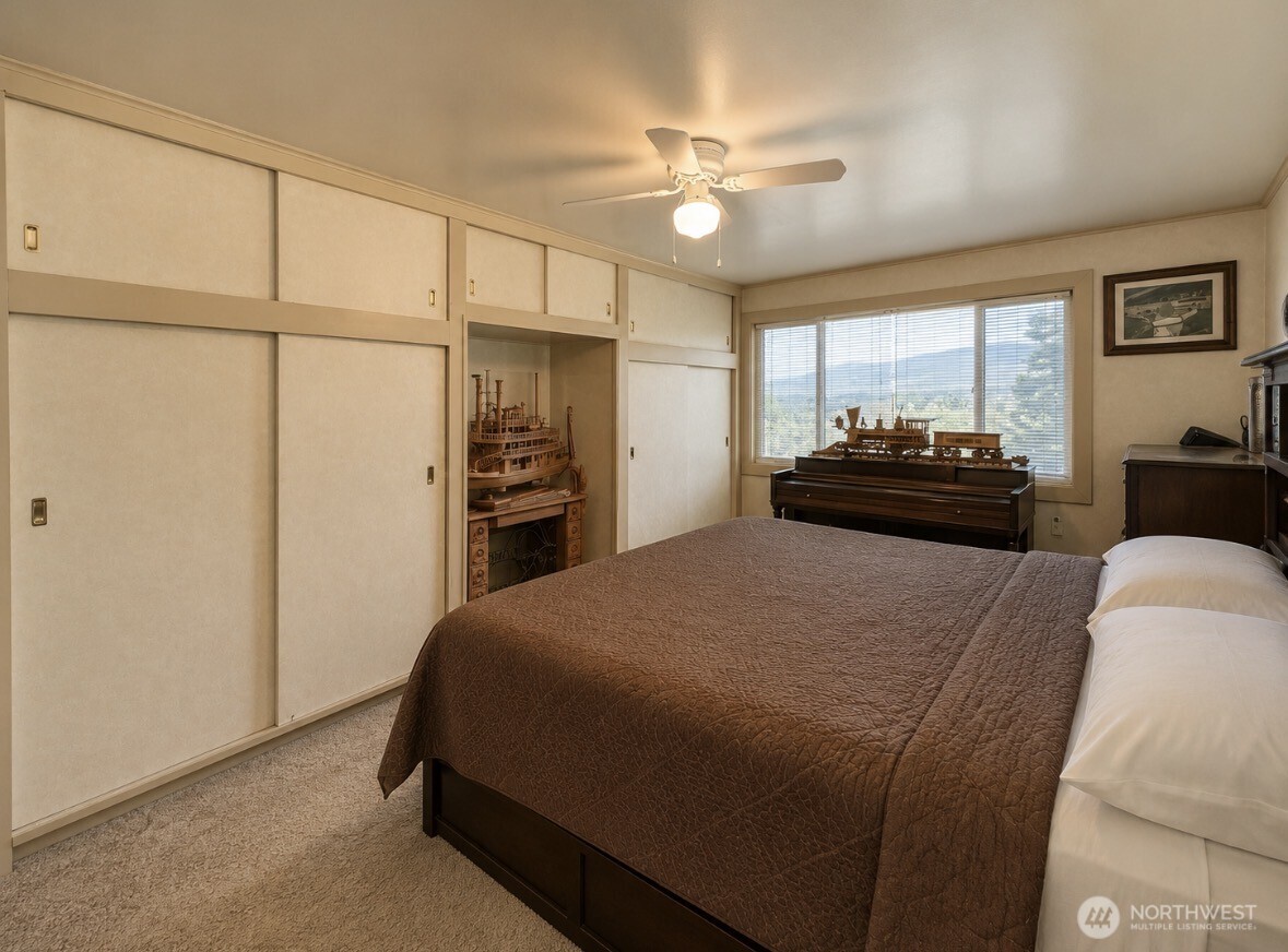 16 Mossy Rock Road
