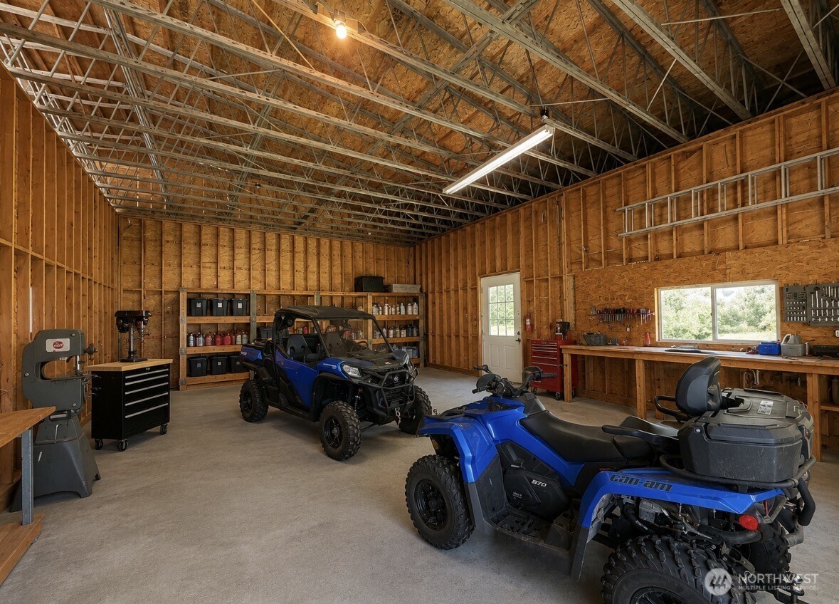 16 Mossy Rock Road