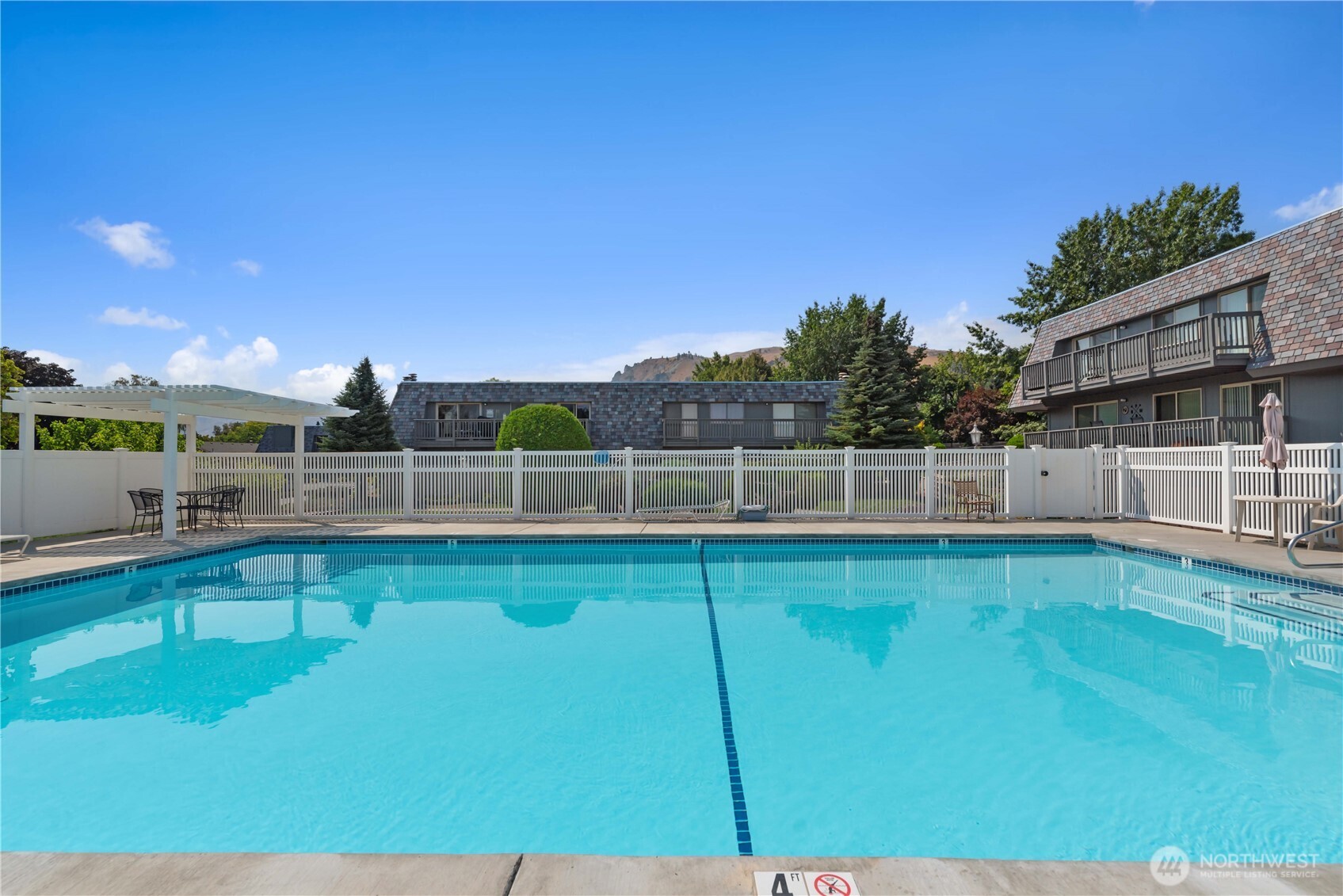 1535 Castlerock Avenue Unit: 12