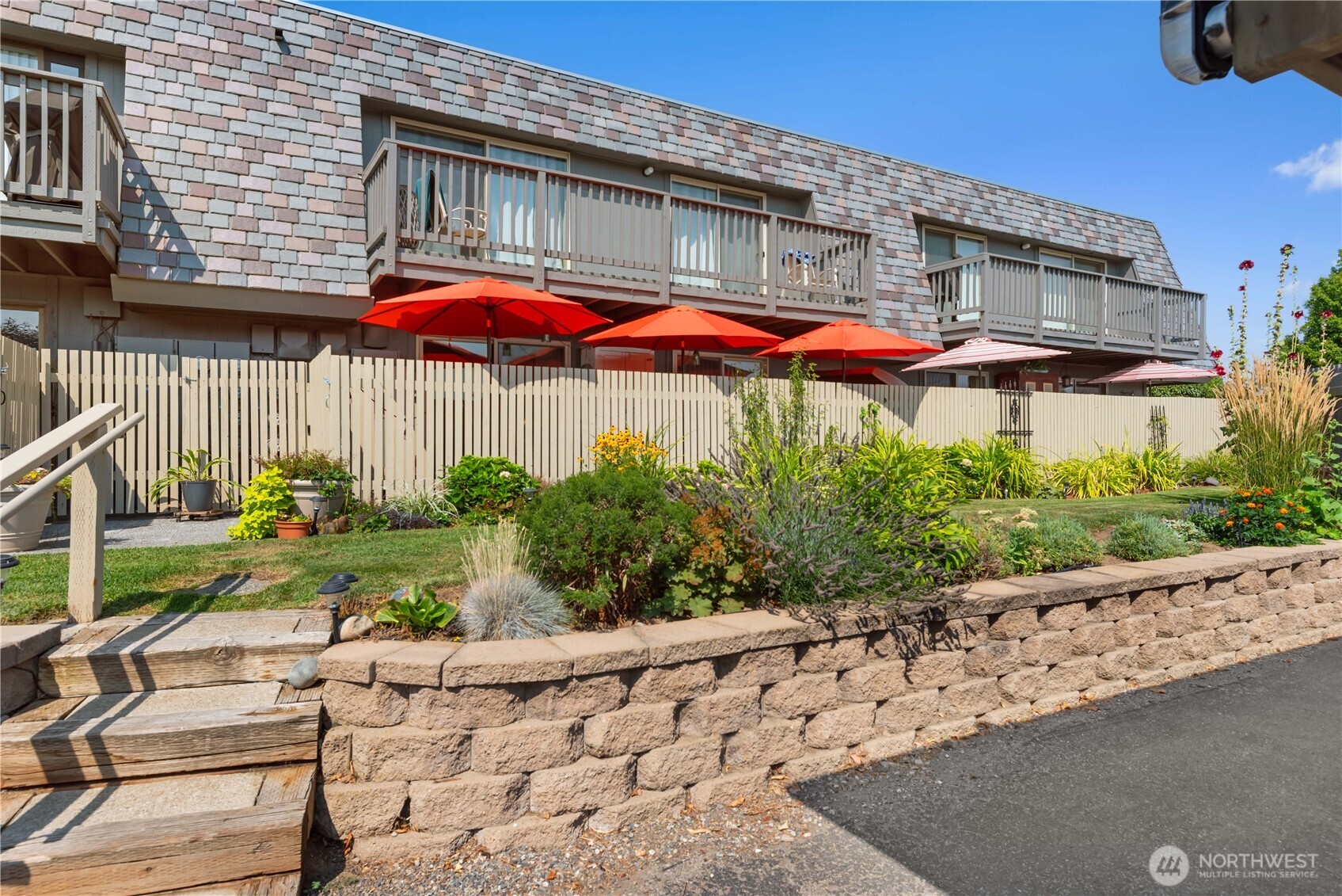 1535 Castlerock Avenue Unit: 12