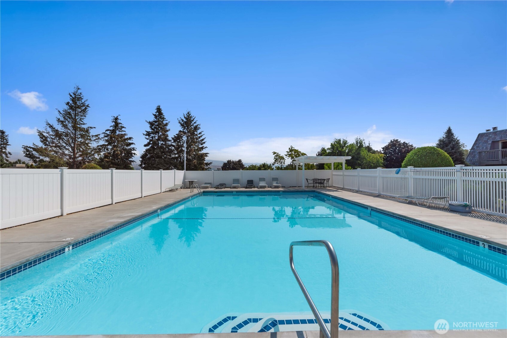 1535 Castlerock Avenue Unit: 12