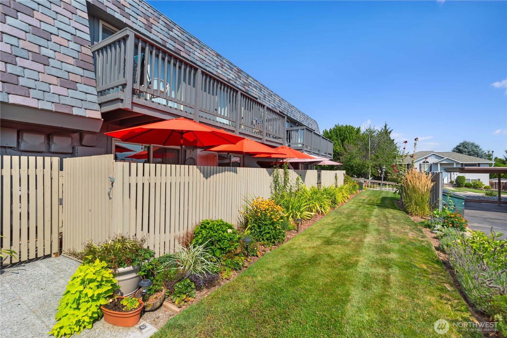 1535 Castlerock Avenue Unit: 12