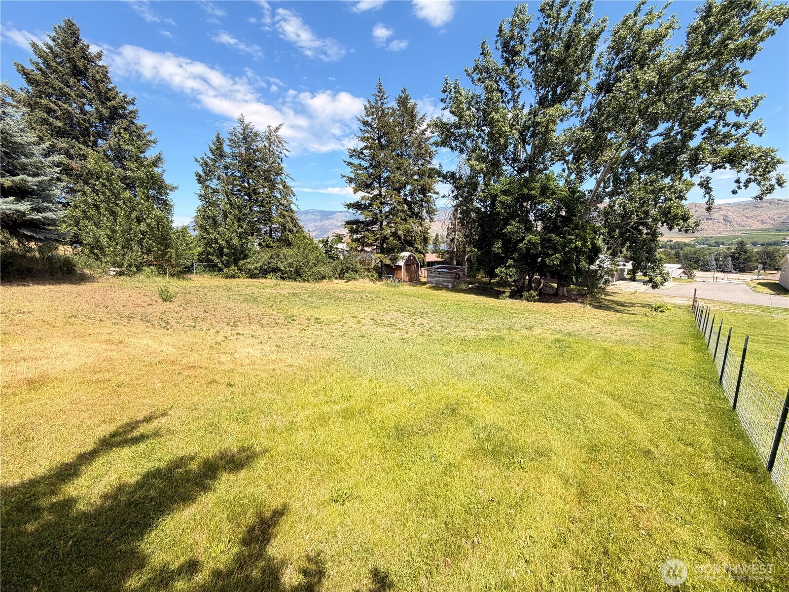 2108 Deerpath