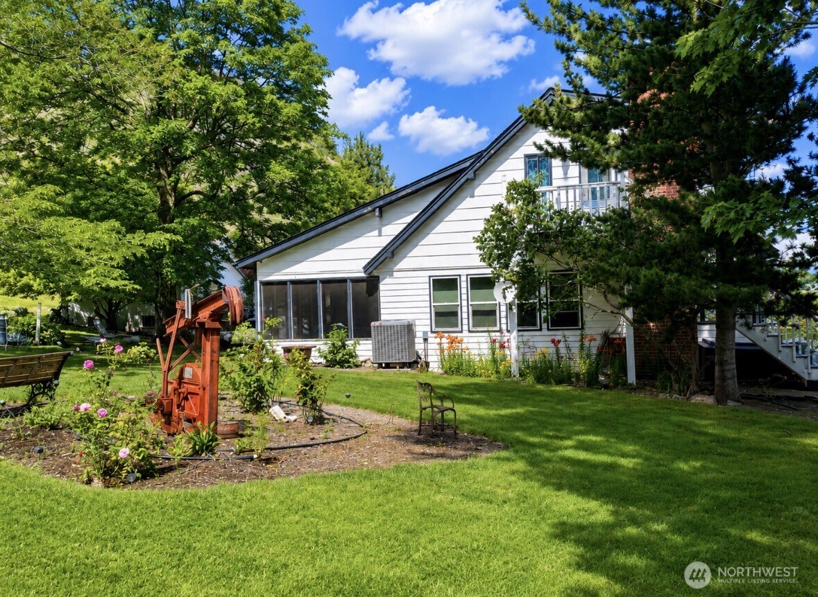 33524 Highway 97 Unit: A