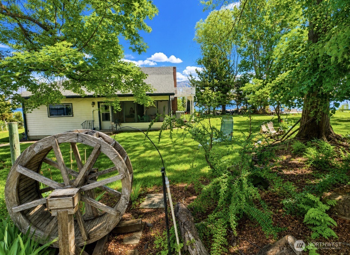 33524 Highway 97 Unit: A