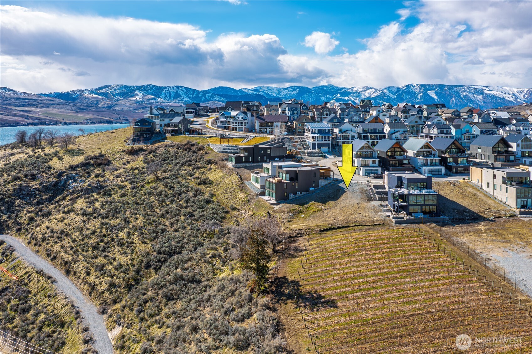 1325 Dragonfly Court
