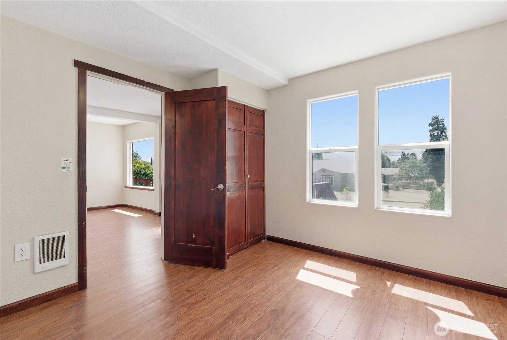 410 W Bartlett Street