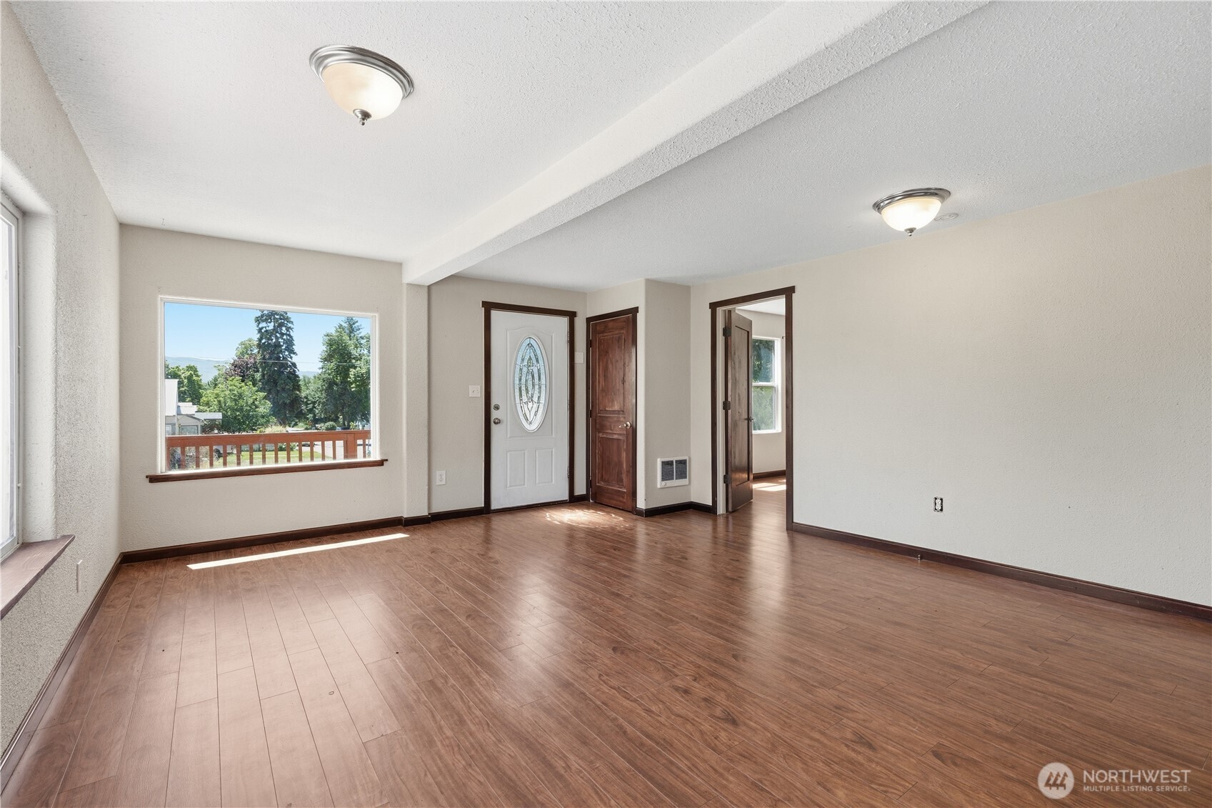 410 W Bartlett Street