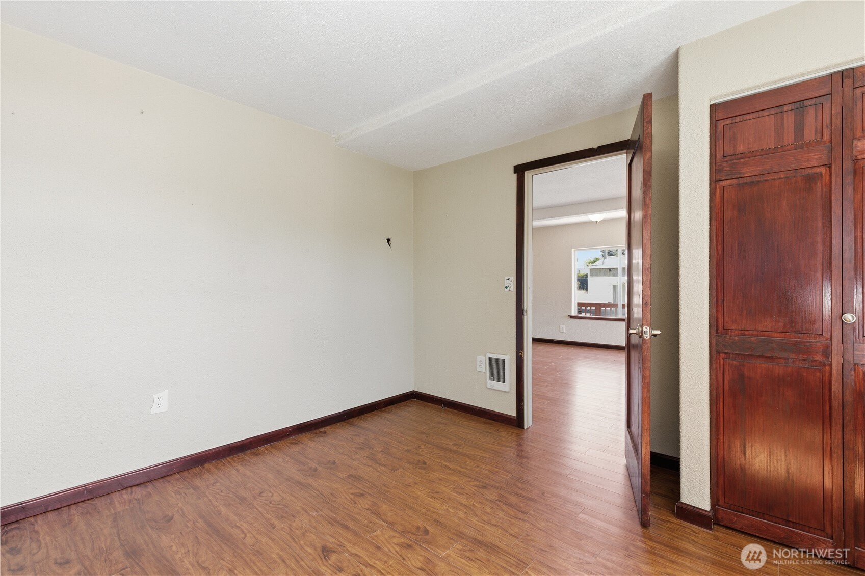 410 W Bartlett Street