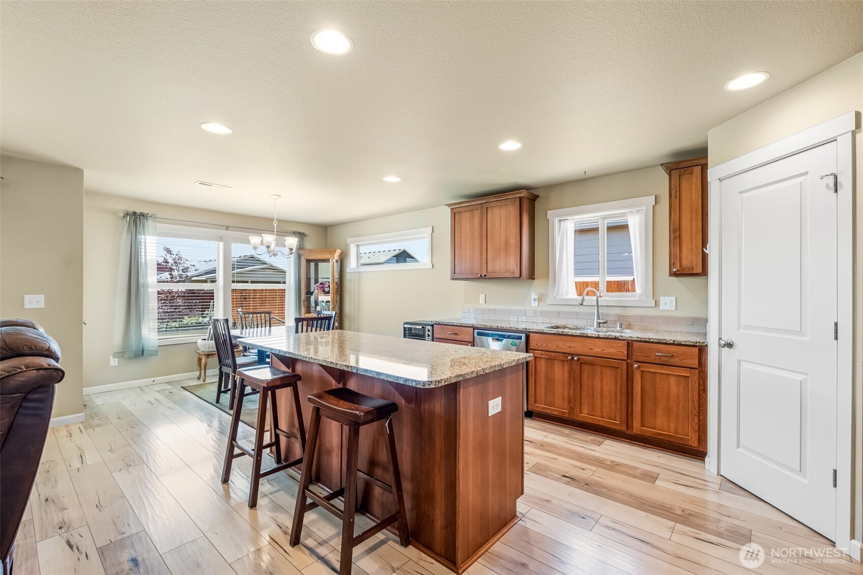 22 K Street NE