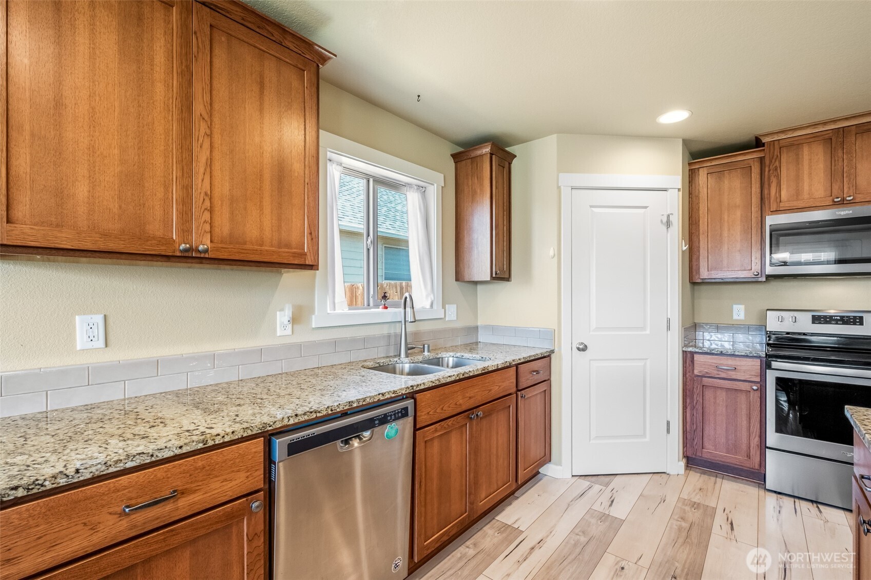 22 K Street NE