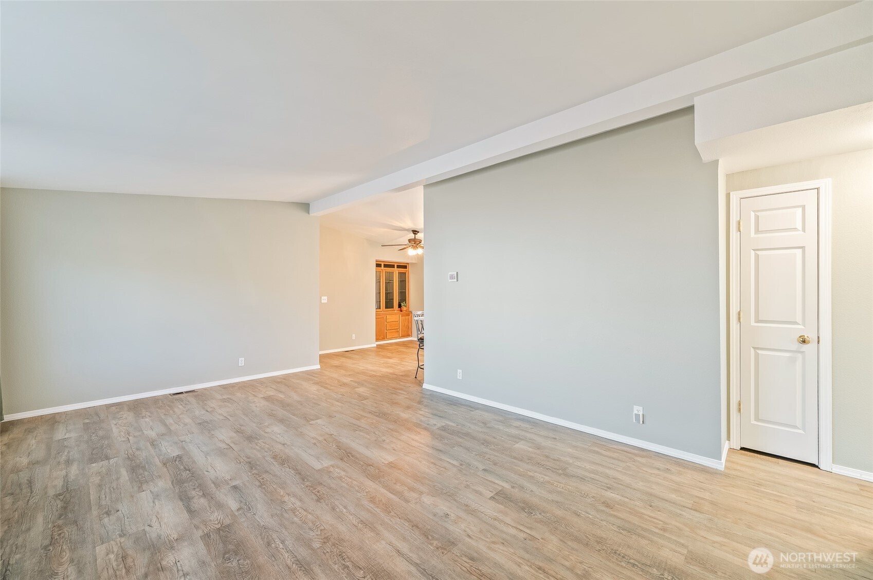 1606 twin peaks Drive Unit: 50