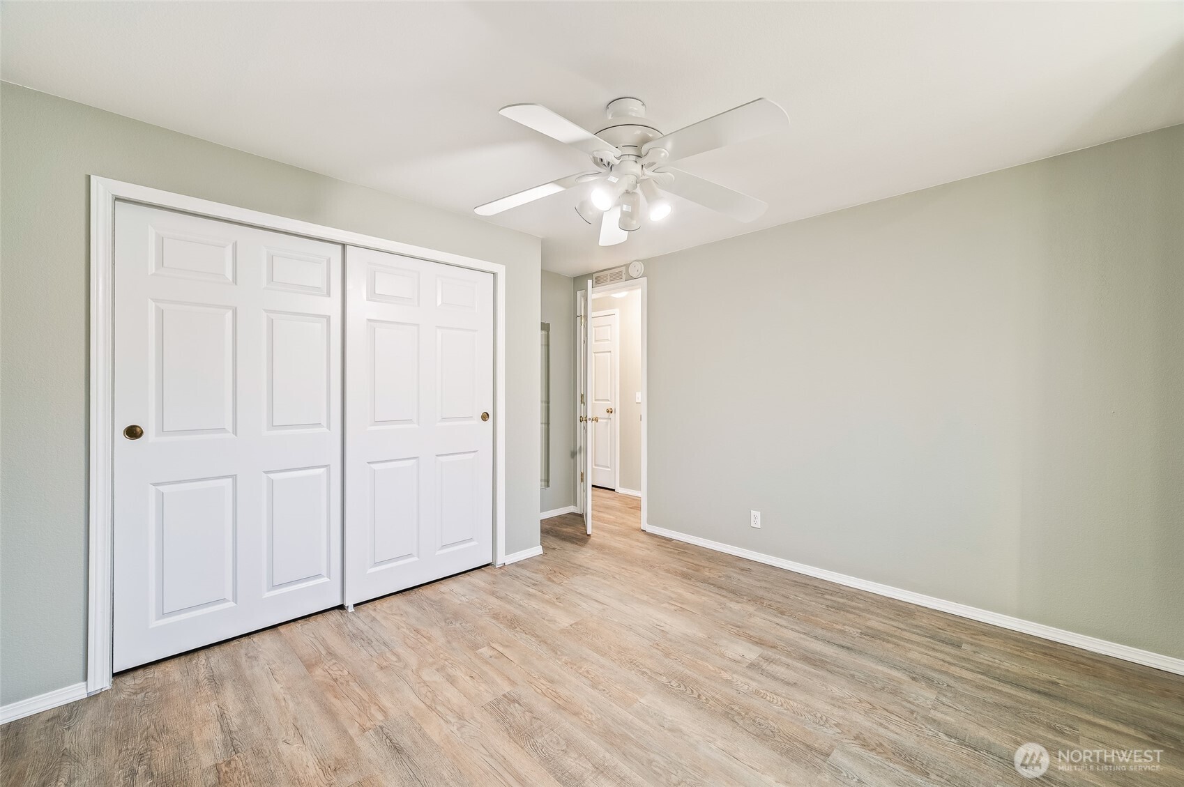 1606 twin peaks Drive Unit: 50