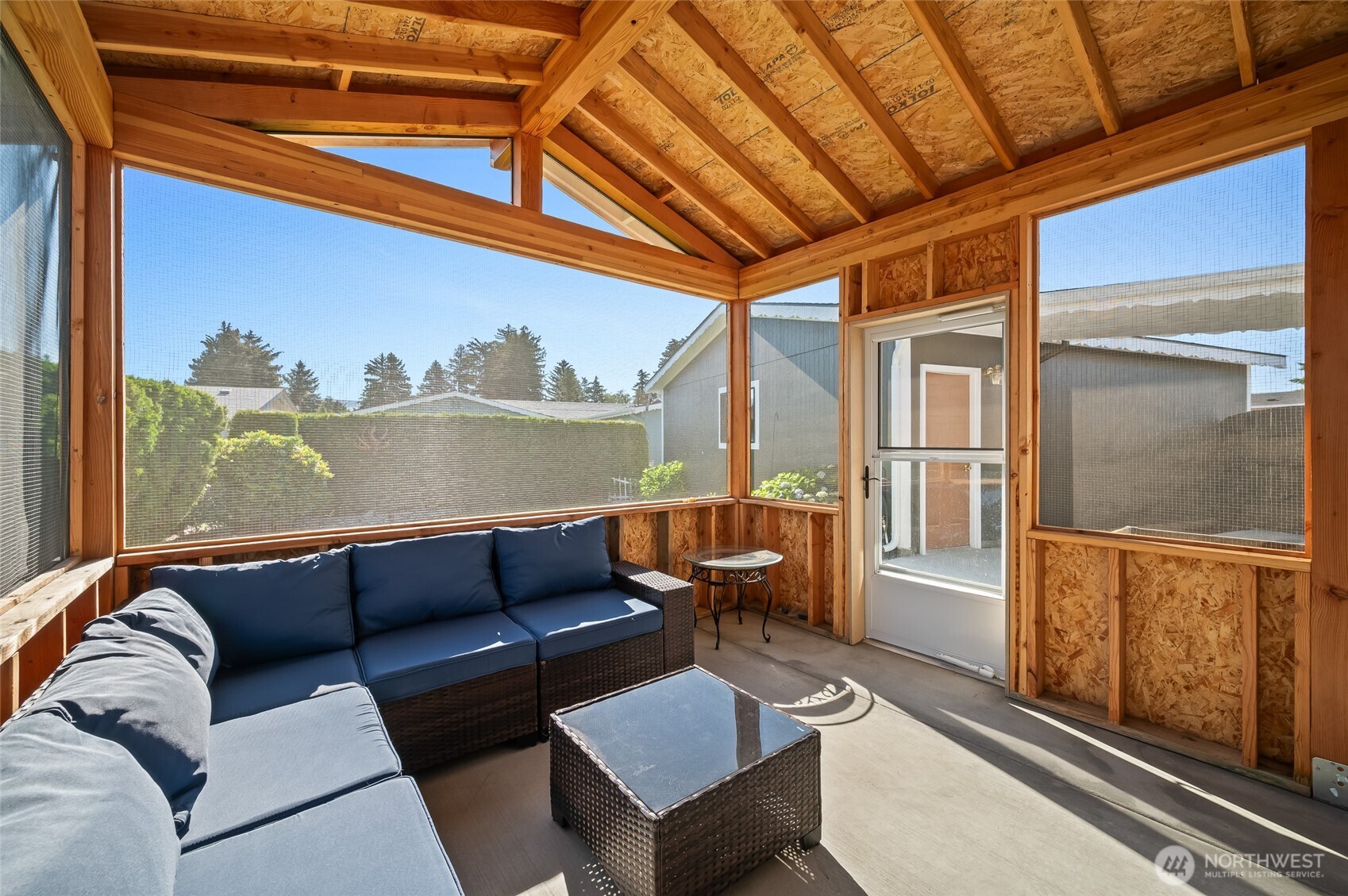 1606 twin peaks Drive Unit: 50