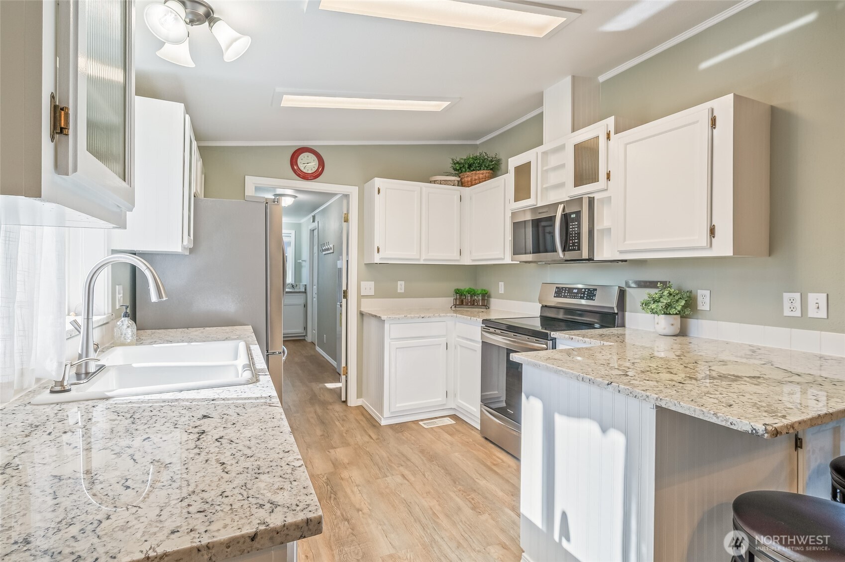 1606 twin peaks Drive Unit: 50