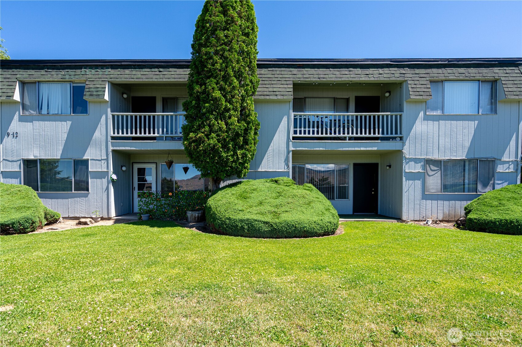933 N Baker Avenue Unit: 1-16