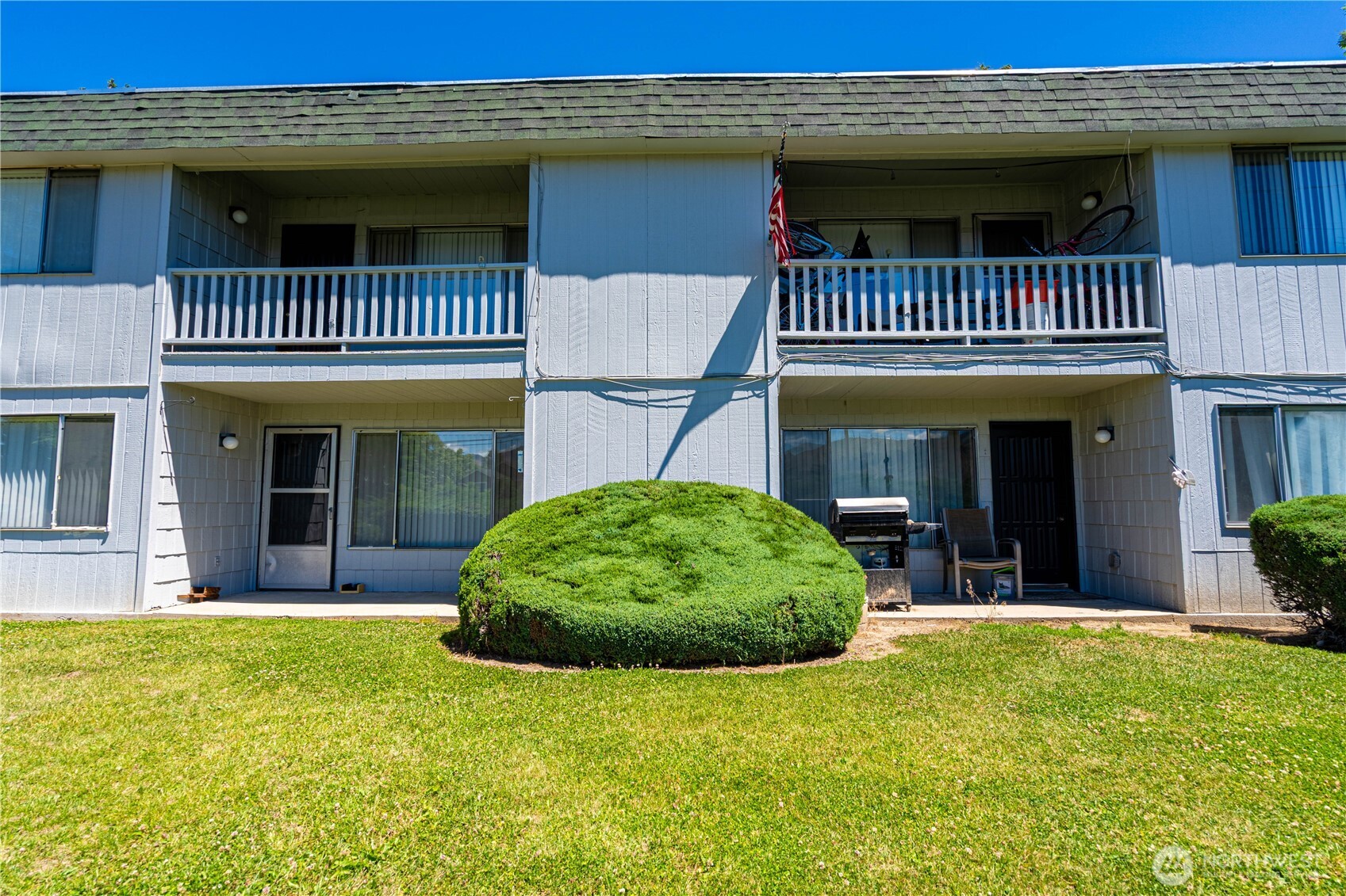 933 N Baker Avenue Unit: 1-16