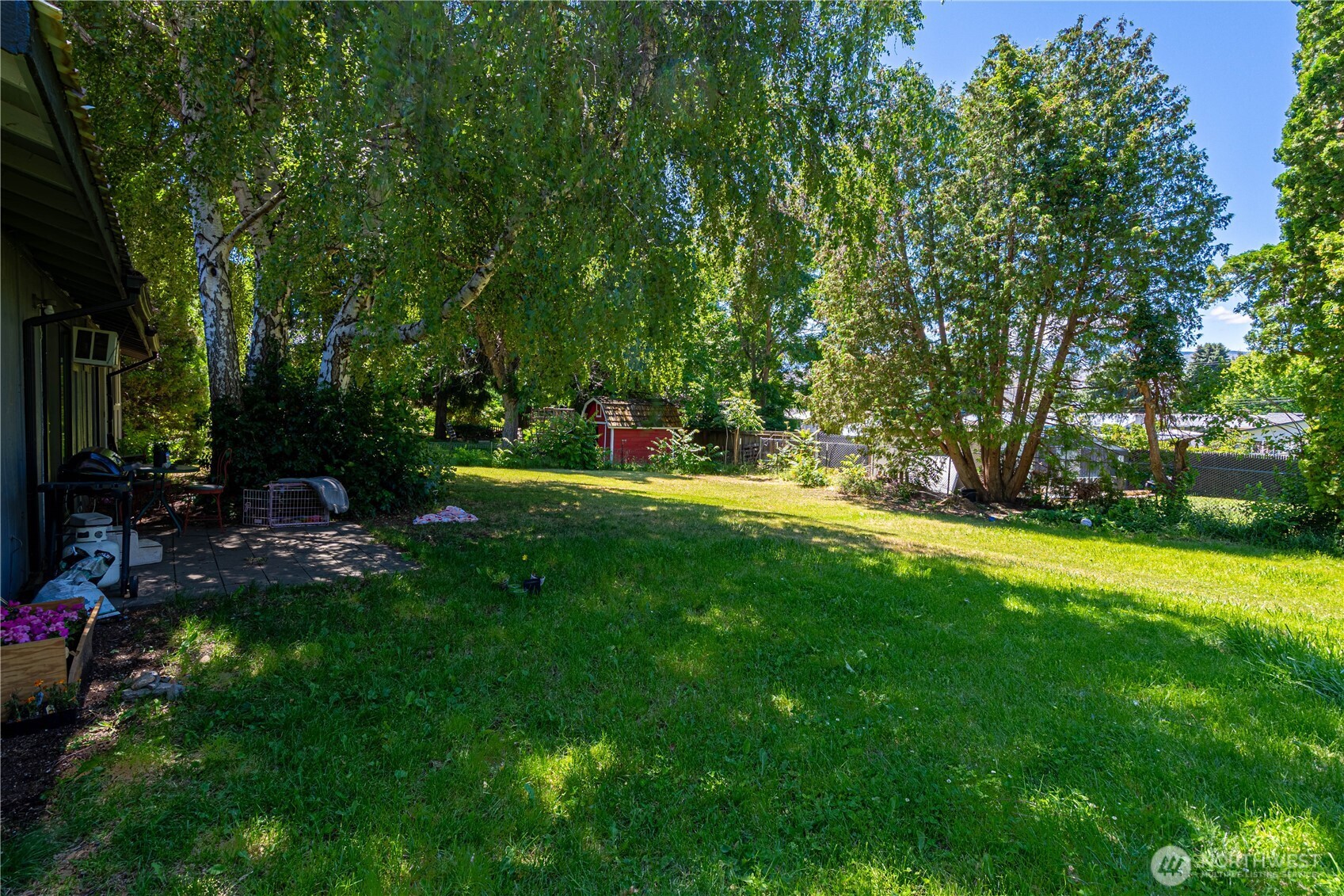 400 N Keller Avenue Unit: A & B