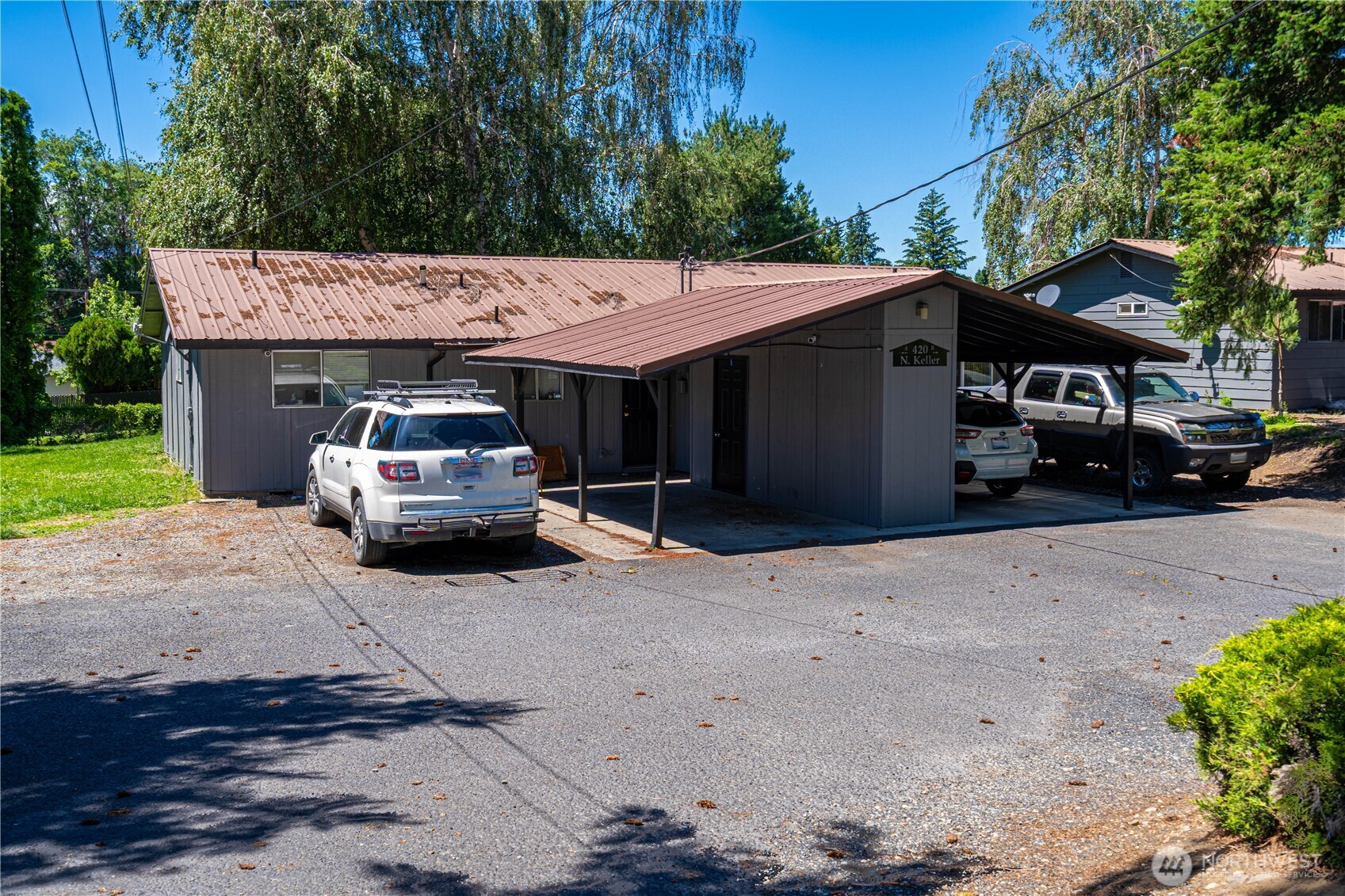 420 N Keller Avenue Unit: A & B