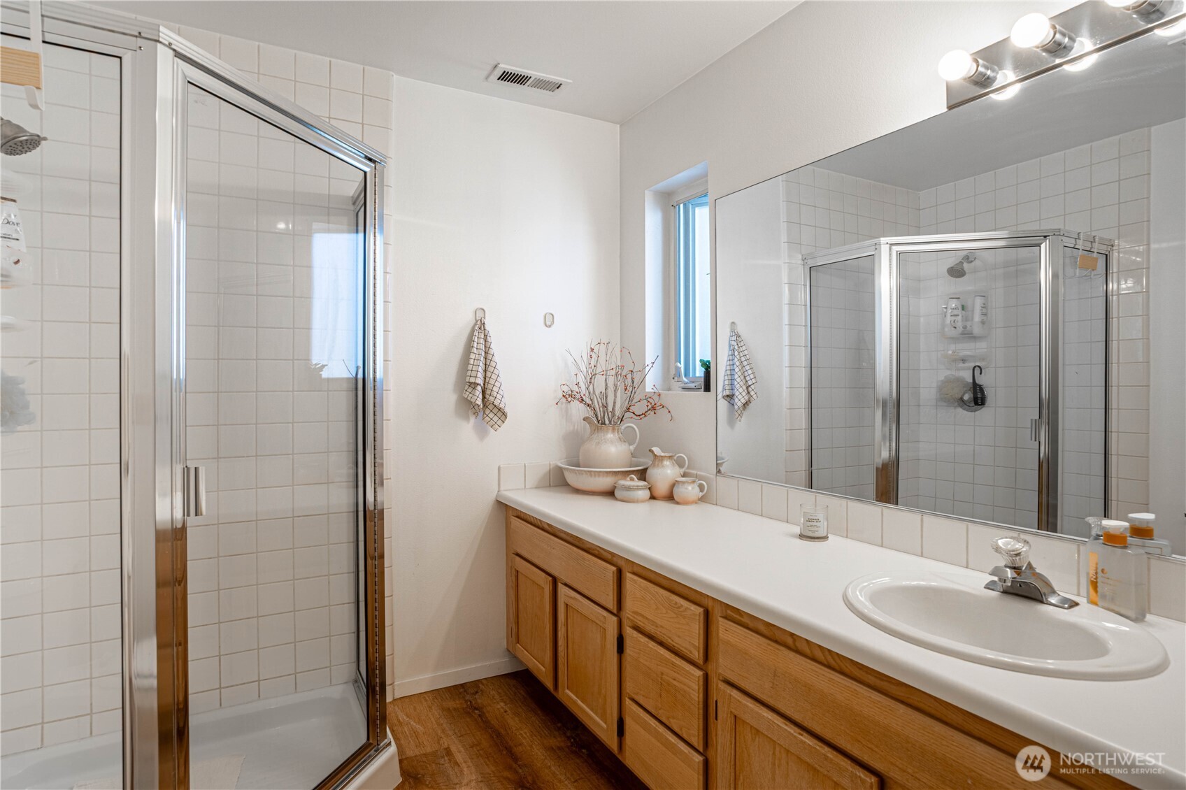 433 W Webster
