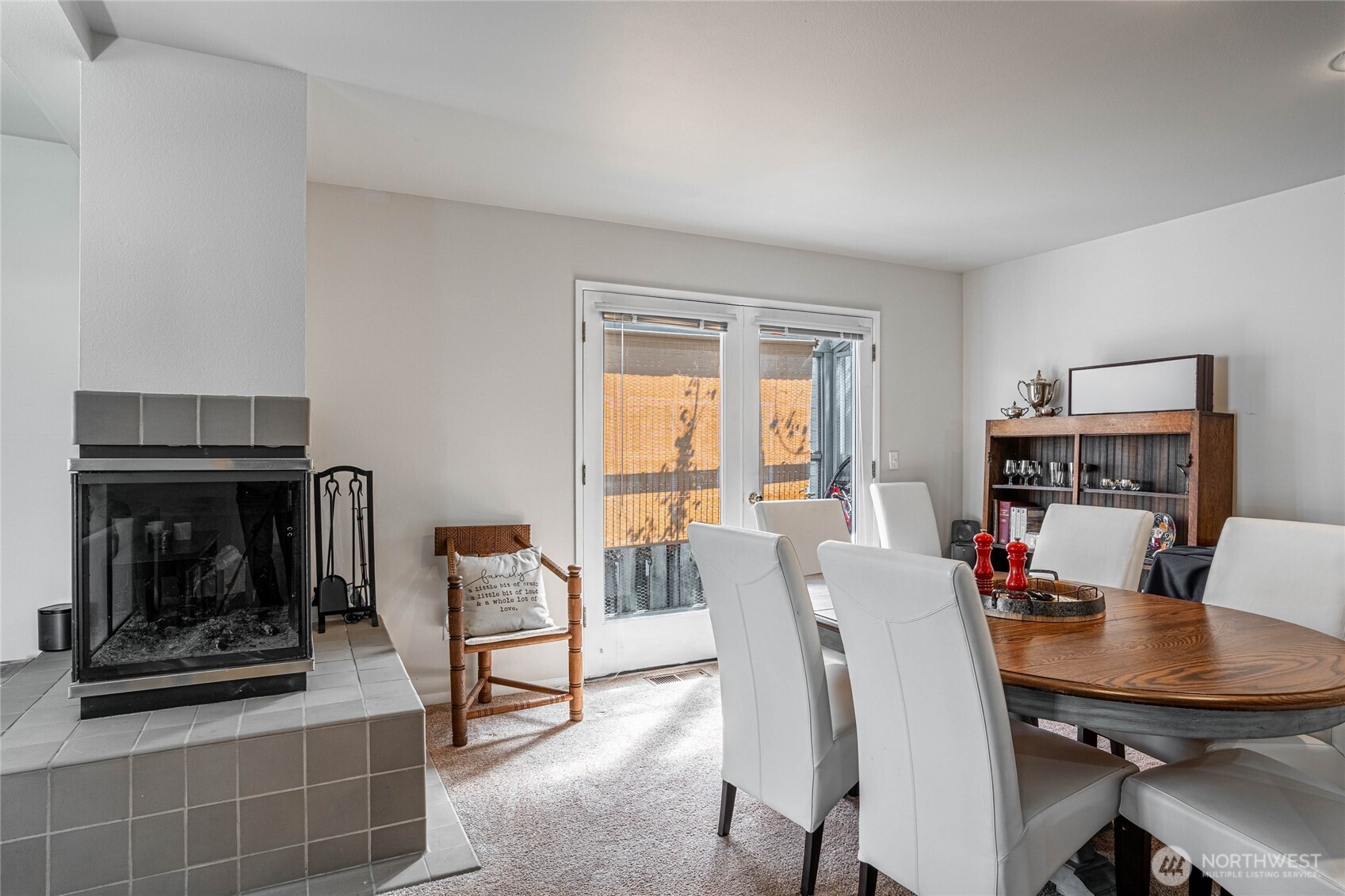 433 W Webster