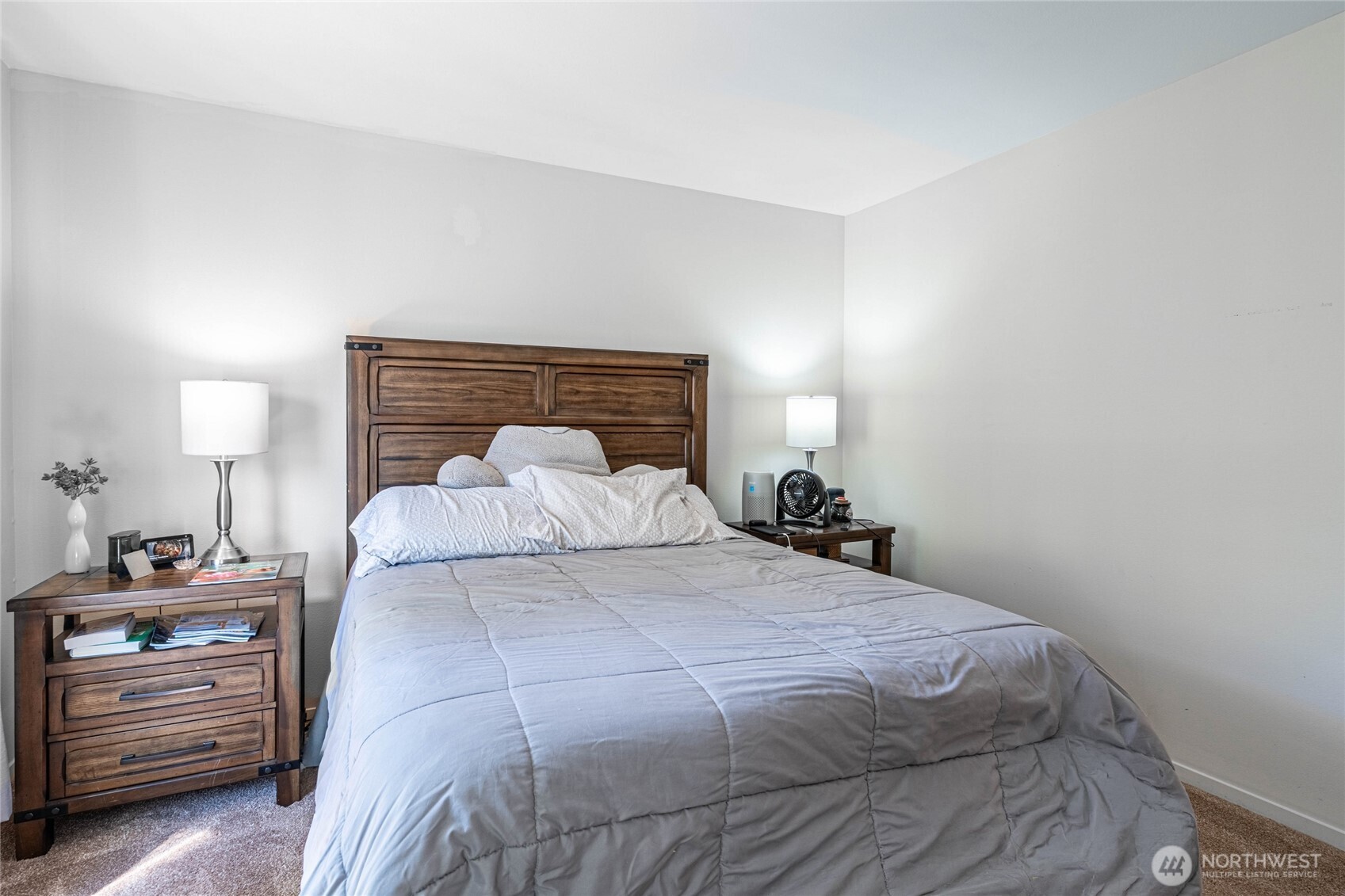 433 W Webster