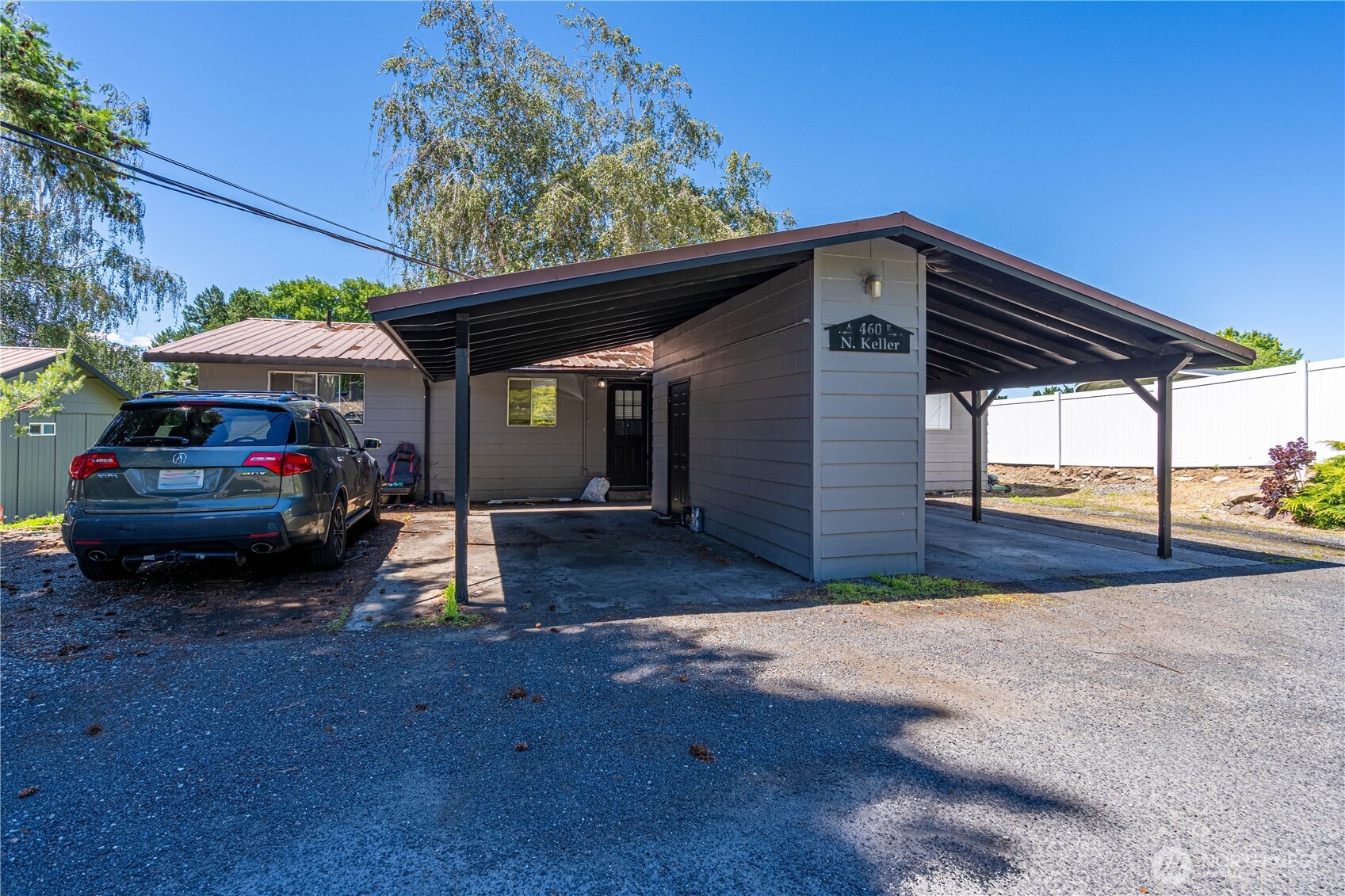 460 N Keller Avenue Unit: A & B