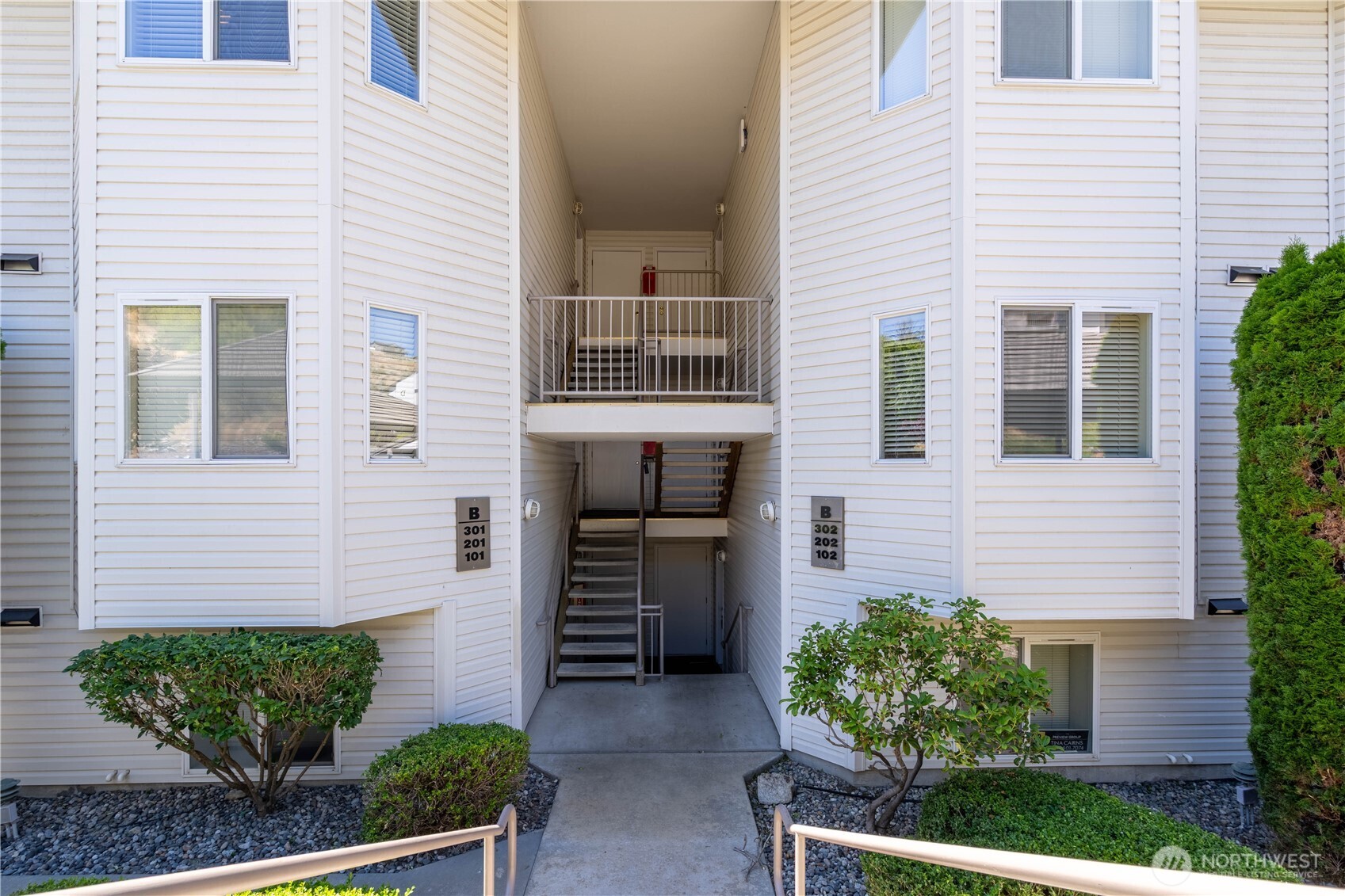 808 W Manson Highway Unit: B202