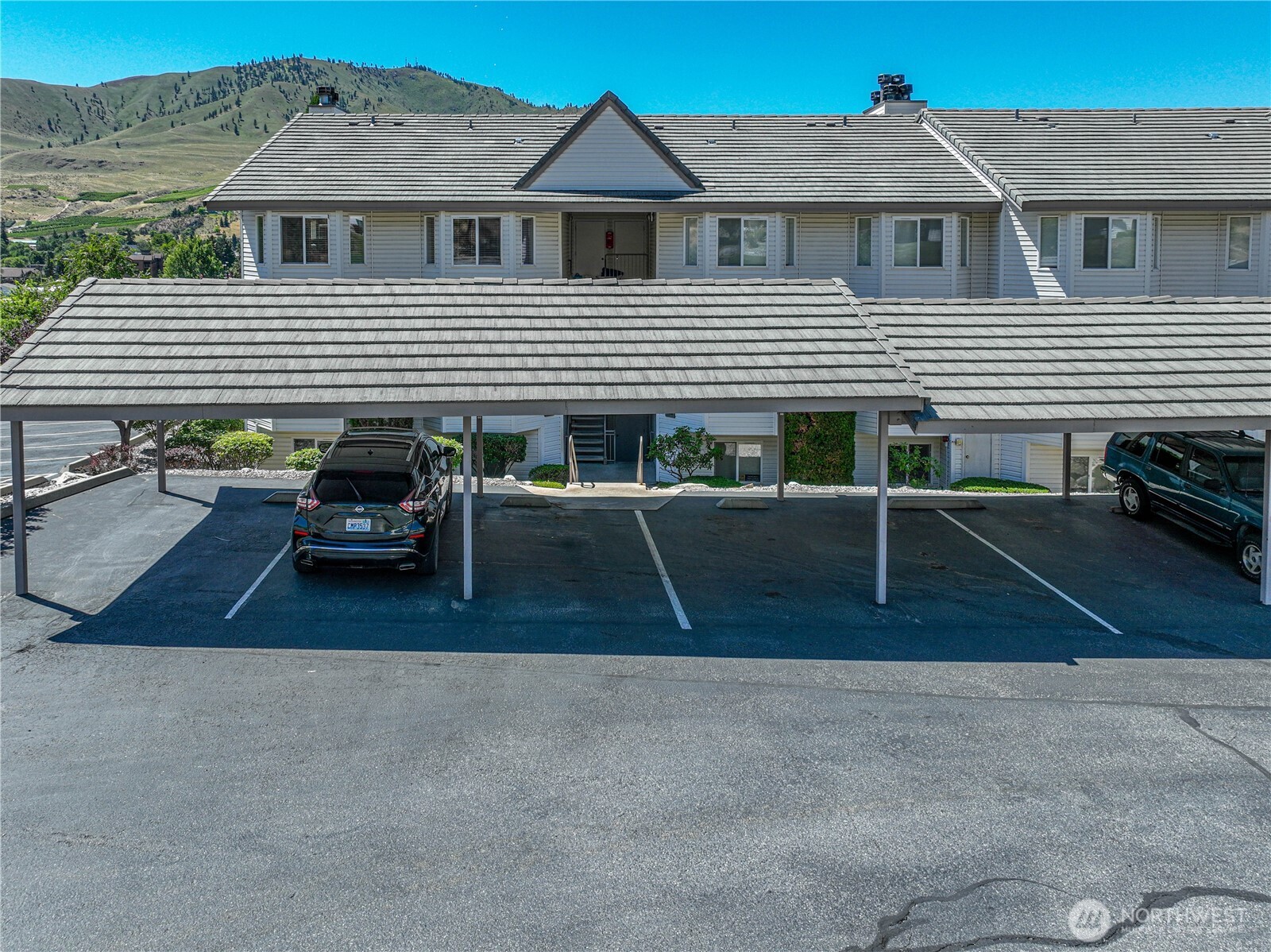 808 W Manson Highway Unit: B202