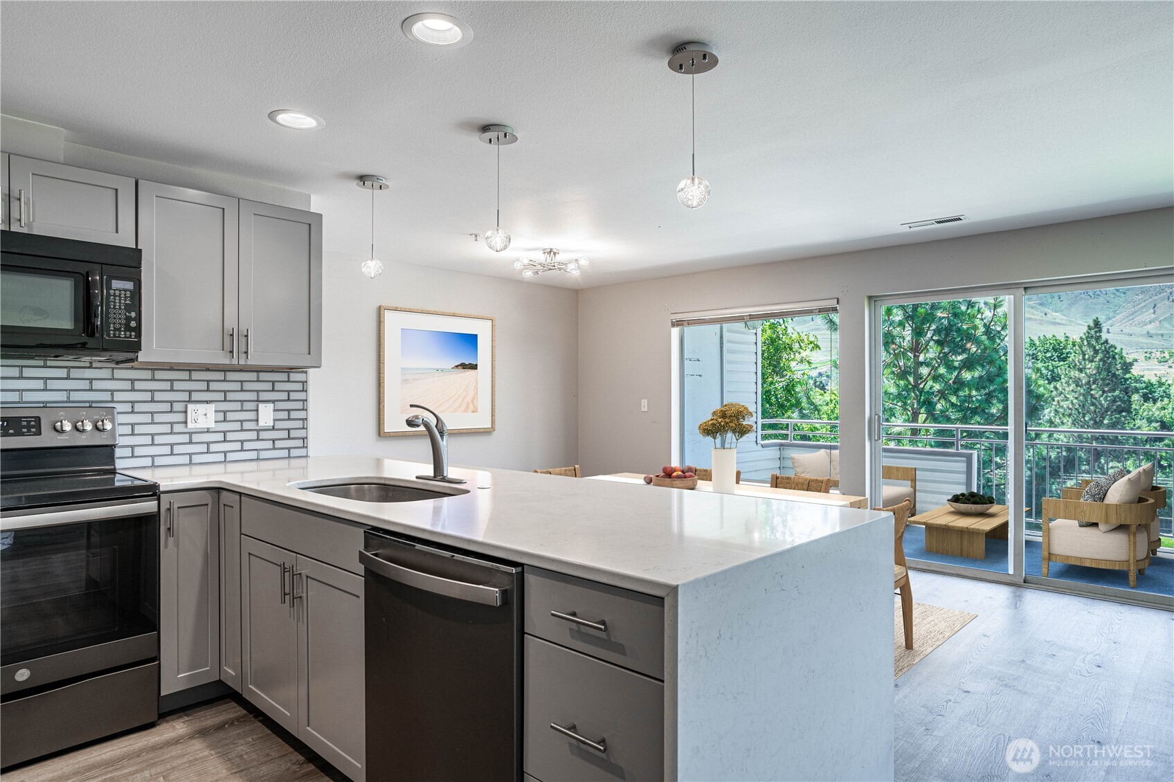 808 W Manson Highway Unit: B202