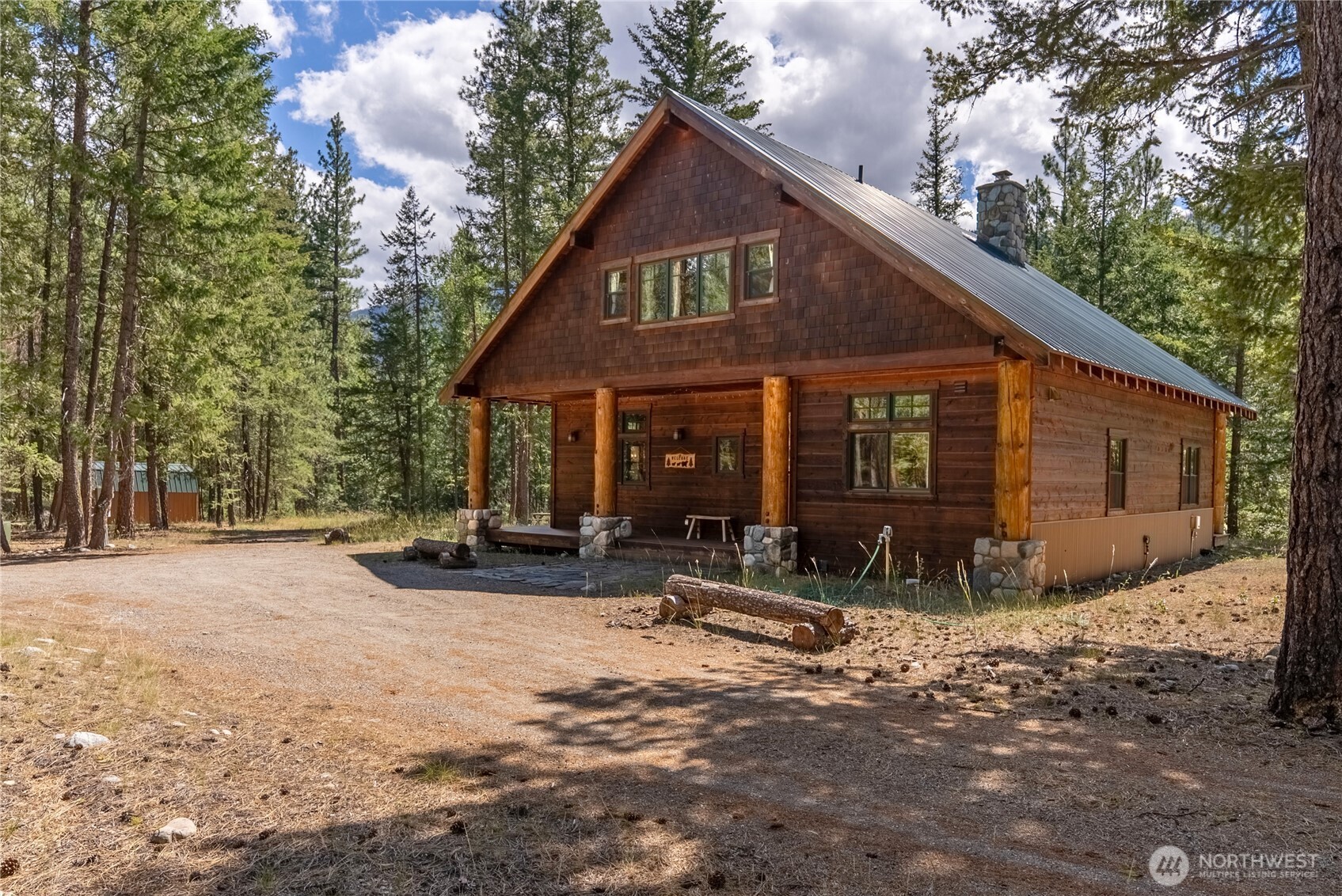 32 Foster Loop Road