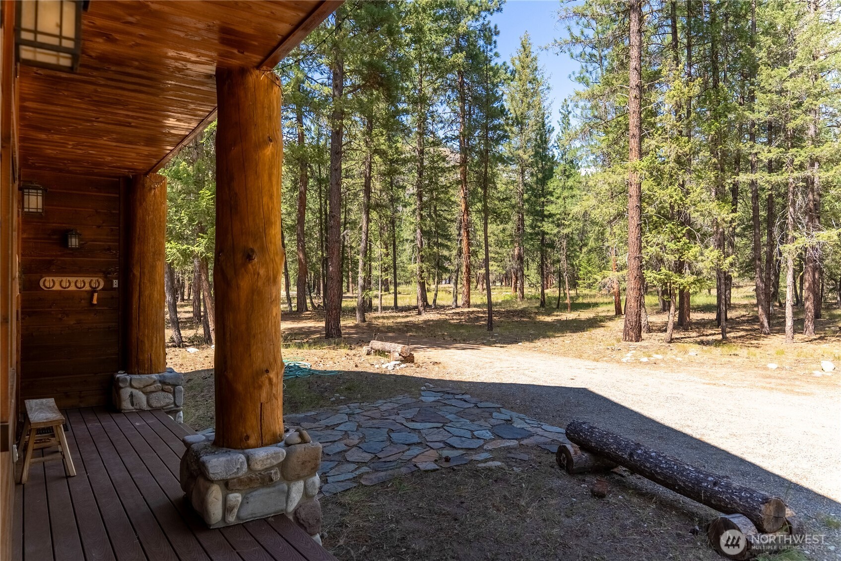 32 Foster Loop Road