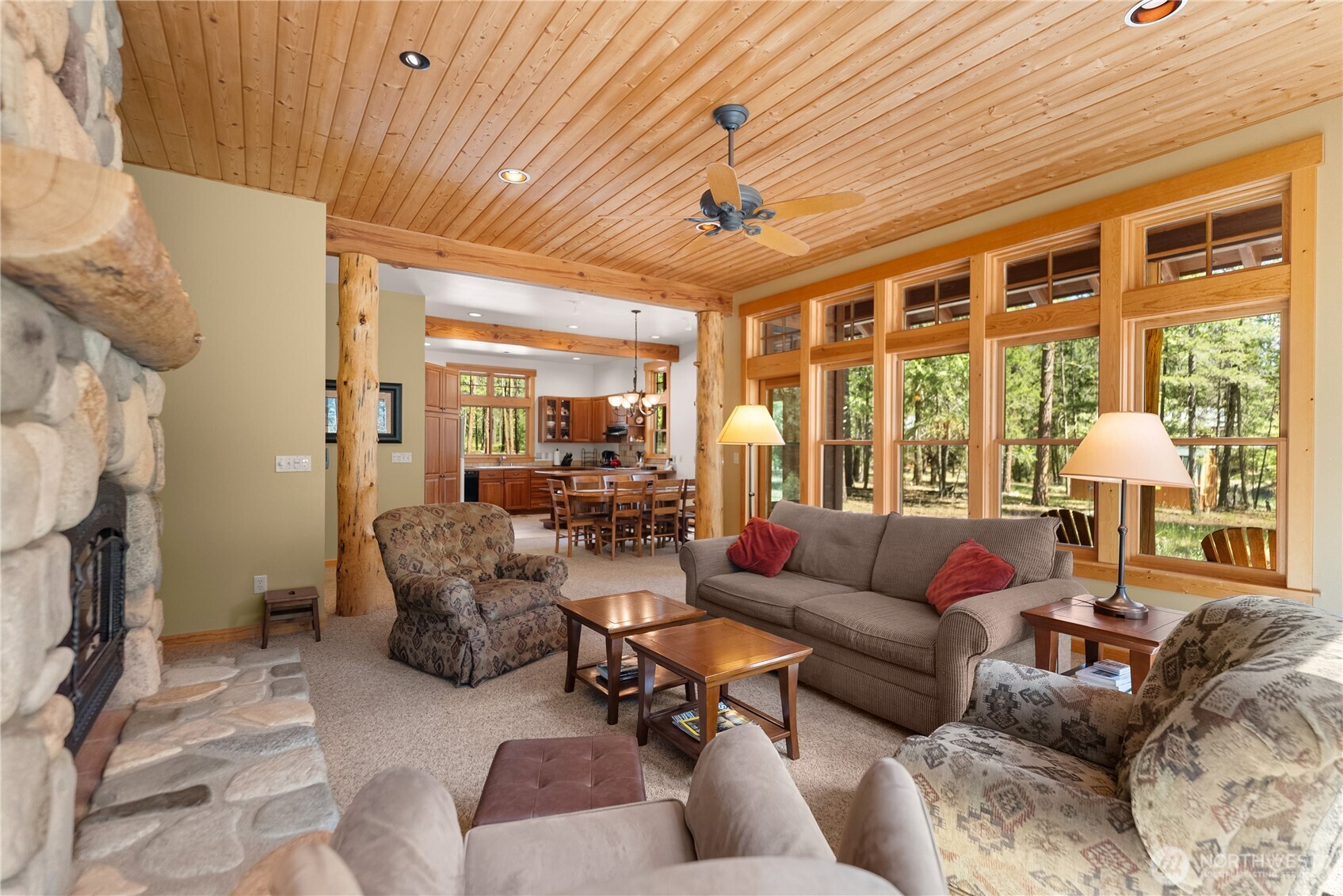32 Foster Loop Road