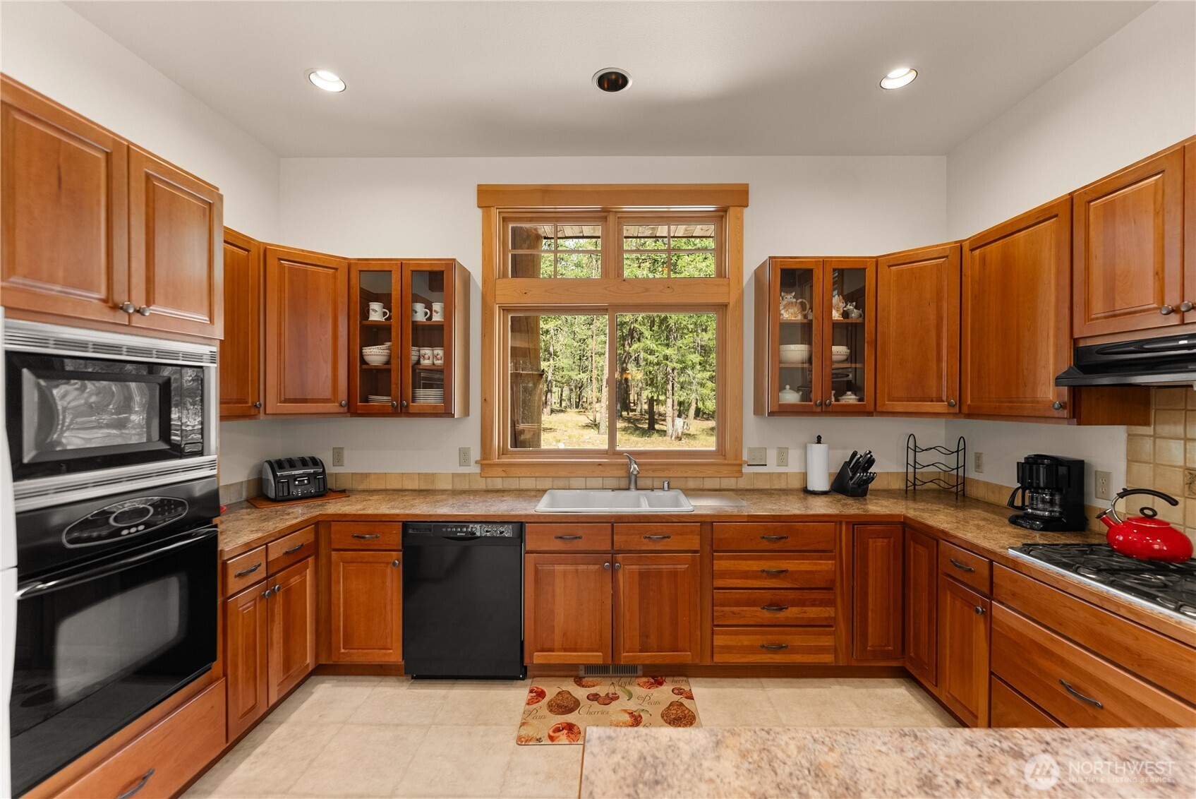 32 Foster Loop Road