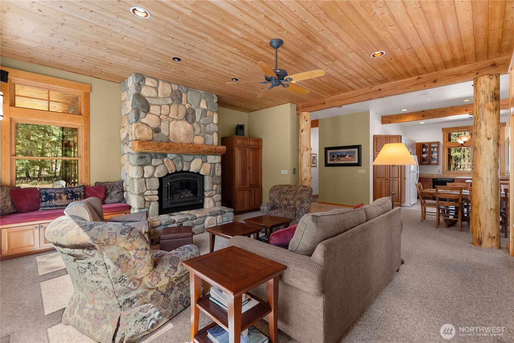 32 Foster Loop Road