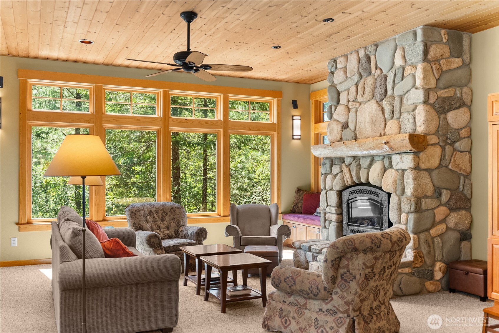 32 Foster Loop Road