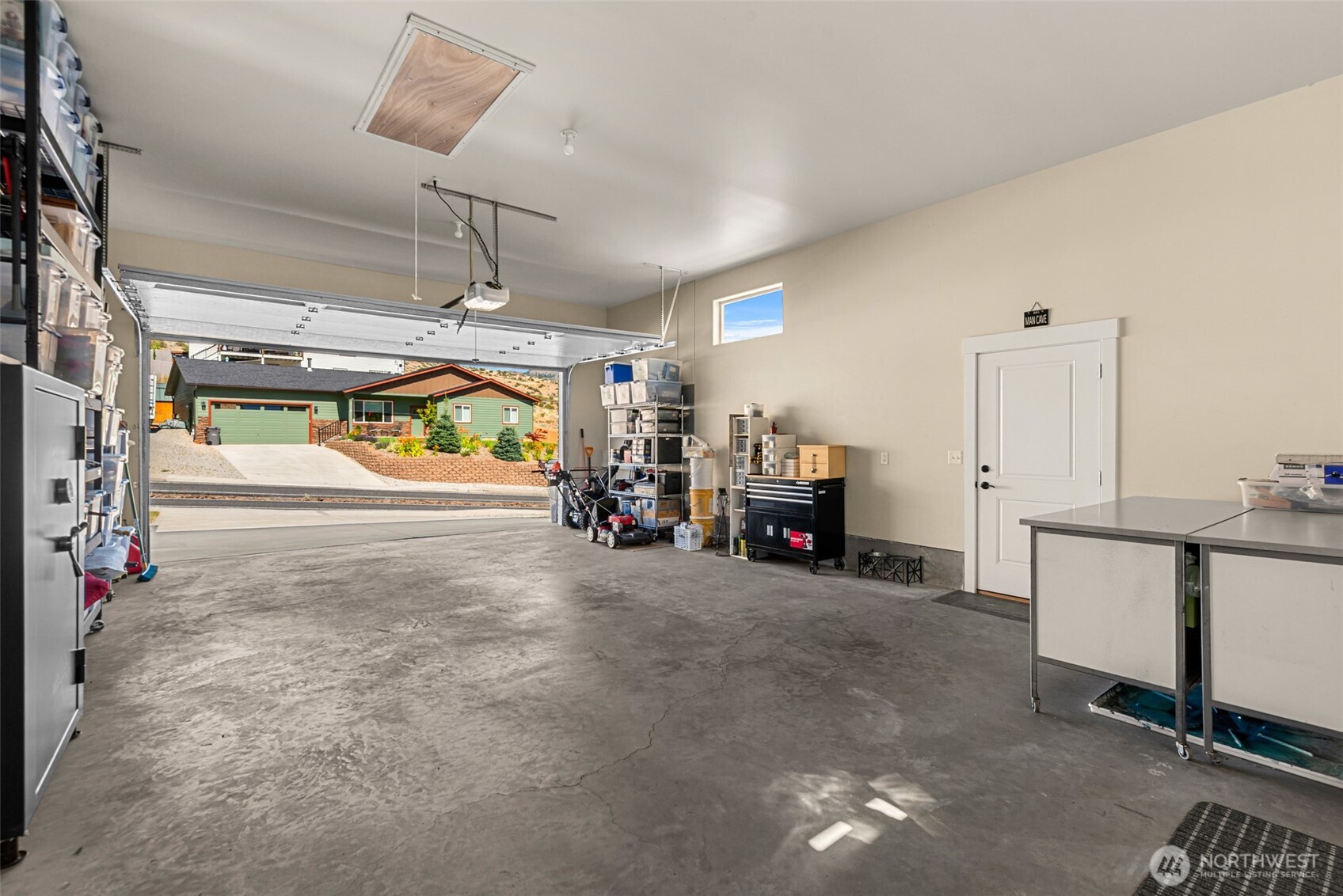 9973 Saska Way