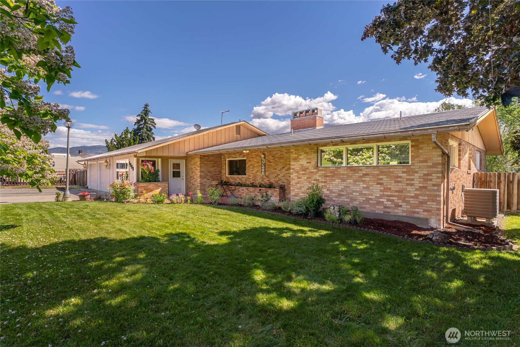 1903 Deerpath Drive
