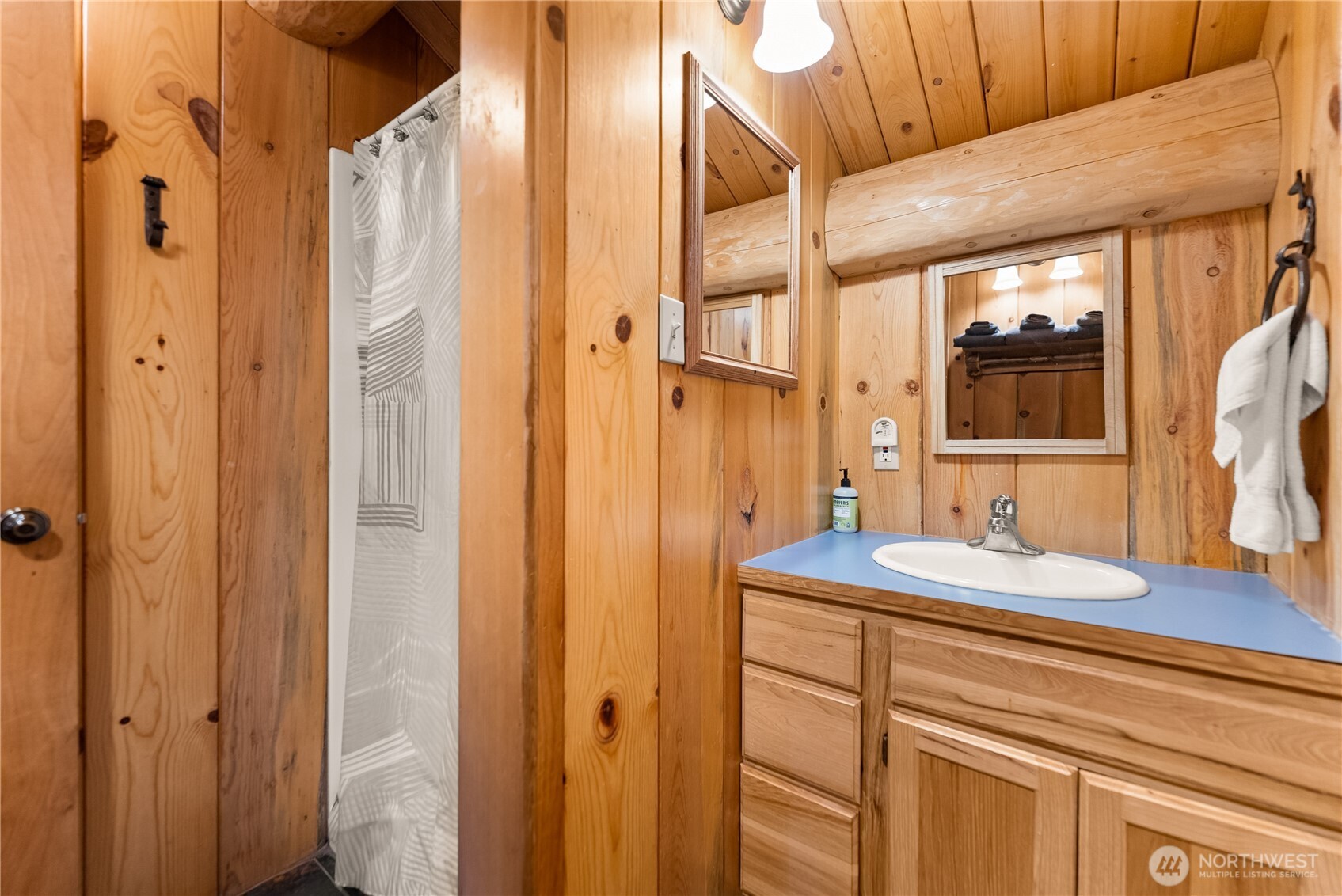 40 A Wolf Ridge Lane Unit: A