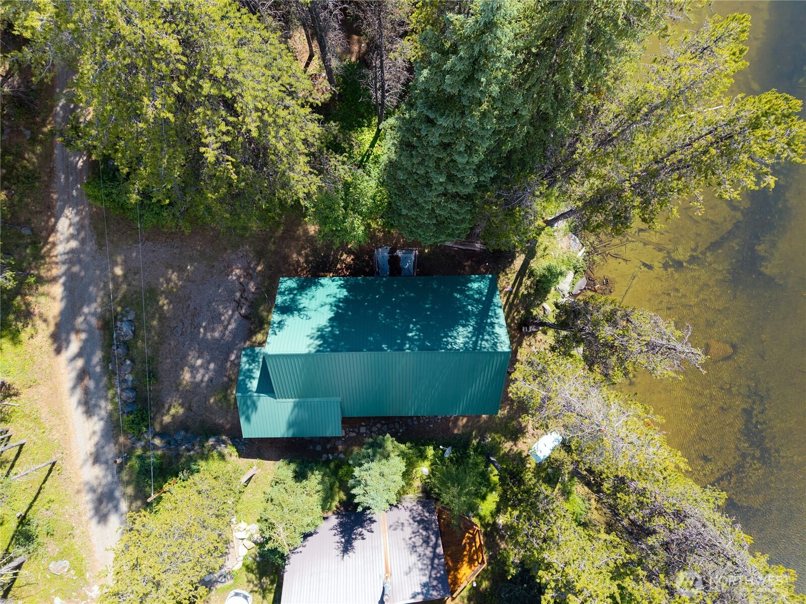 370 Thompson Road