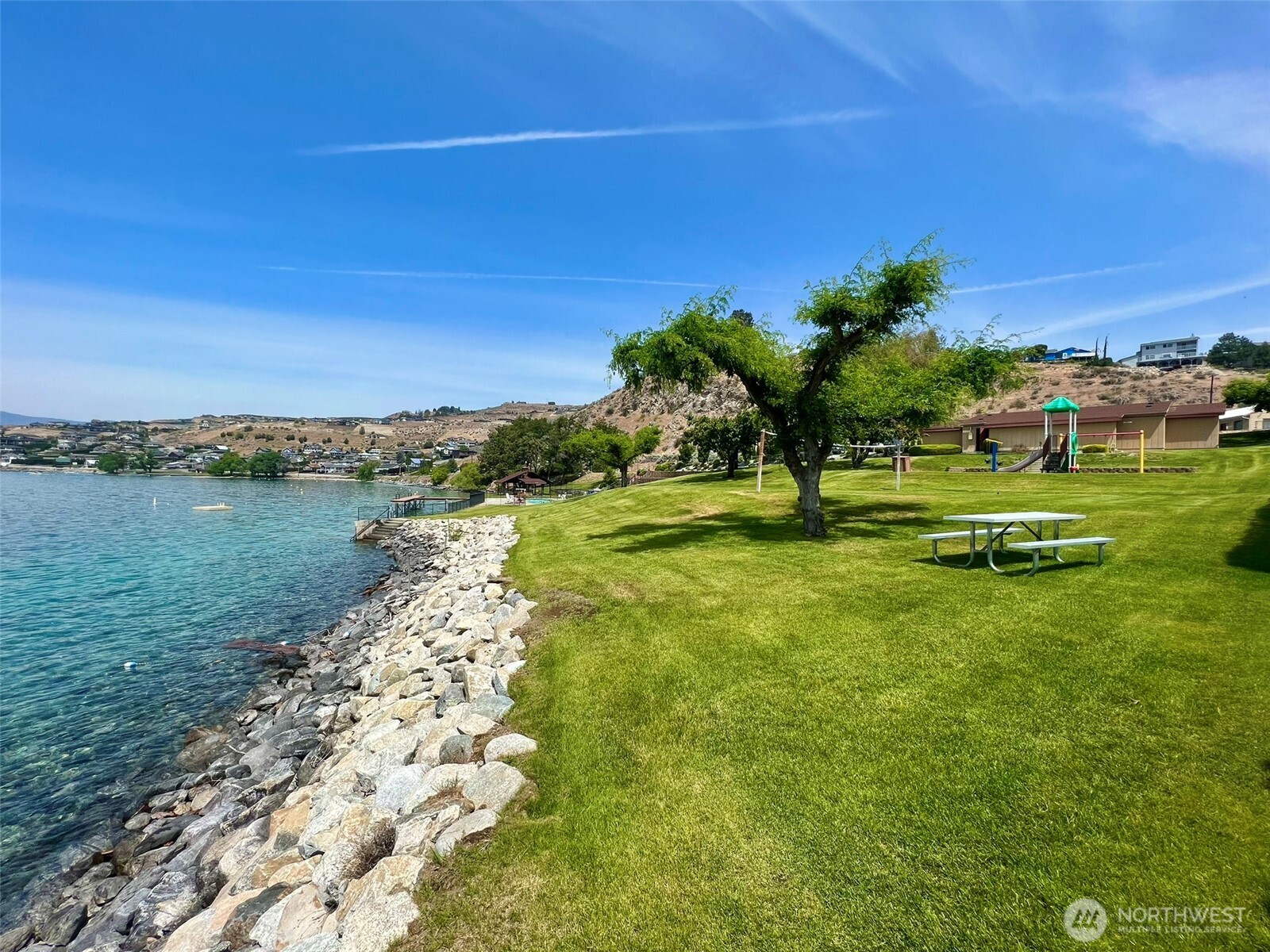 212 Stehekin Way