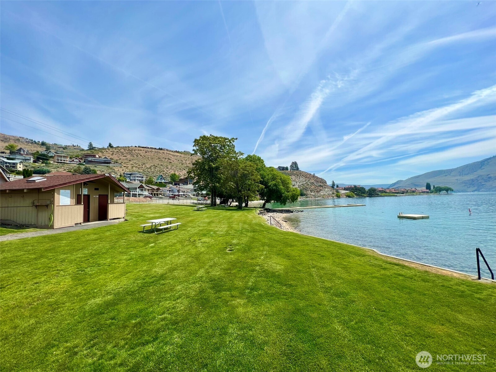 212 Stehekin Way