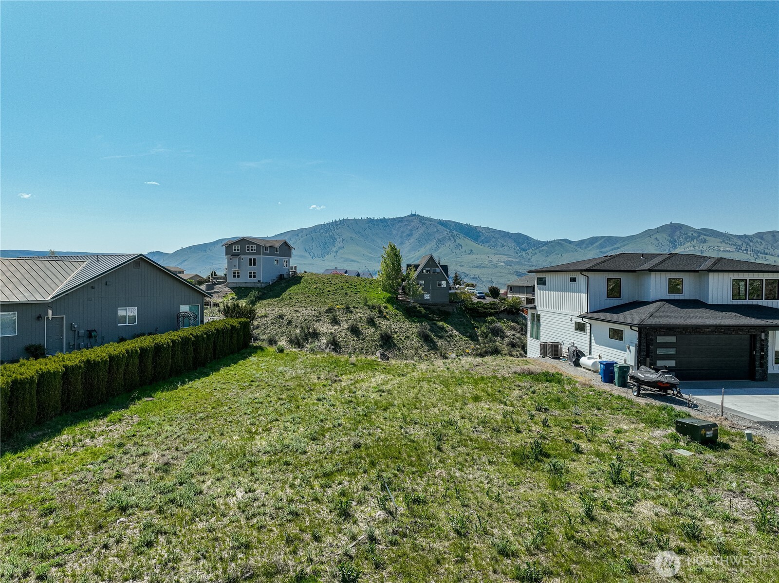 212 Stehekin Way