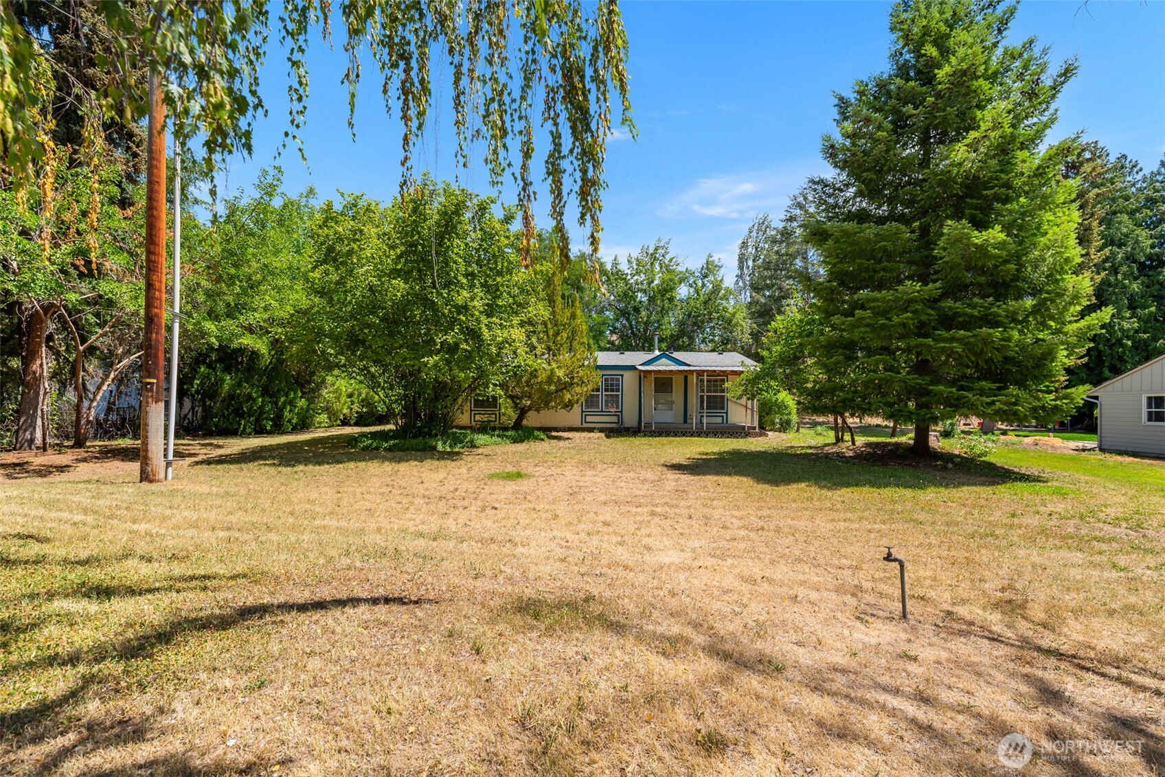 2315 NW Alan Avenue