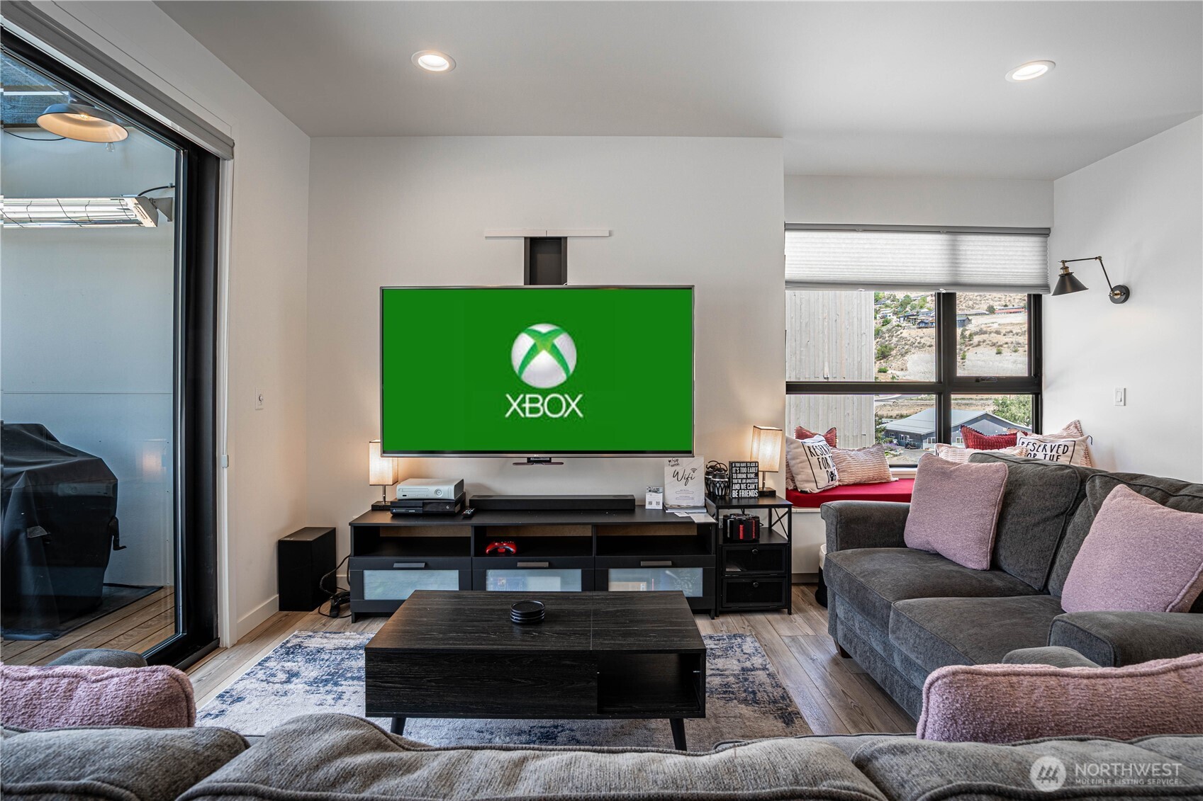 1402 Cottage Lane