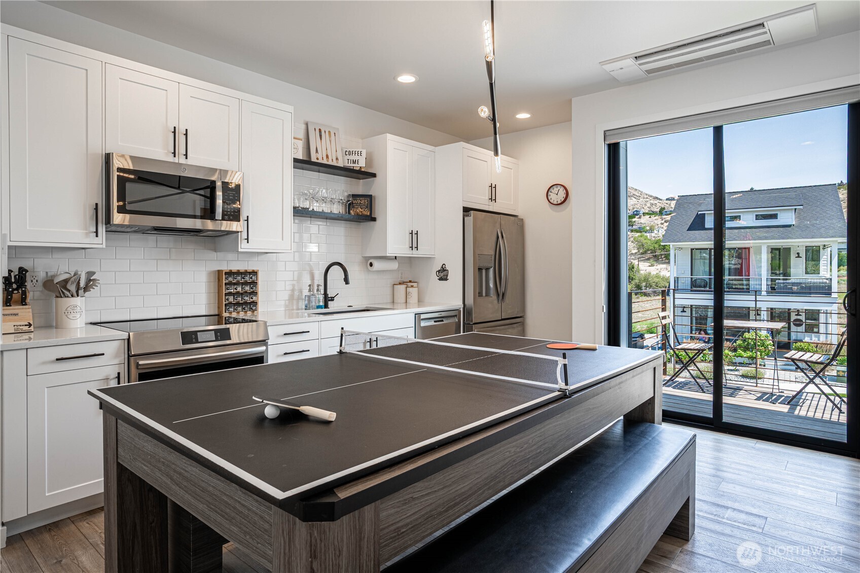 1402 Cottage Lane