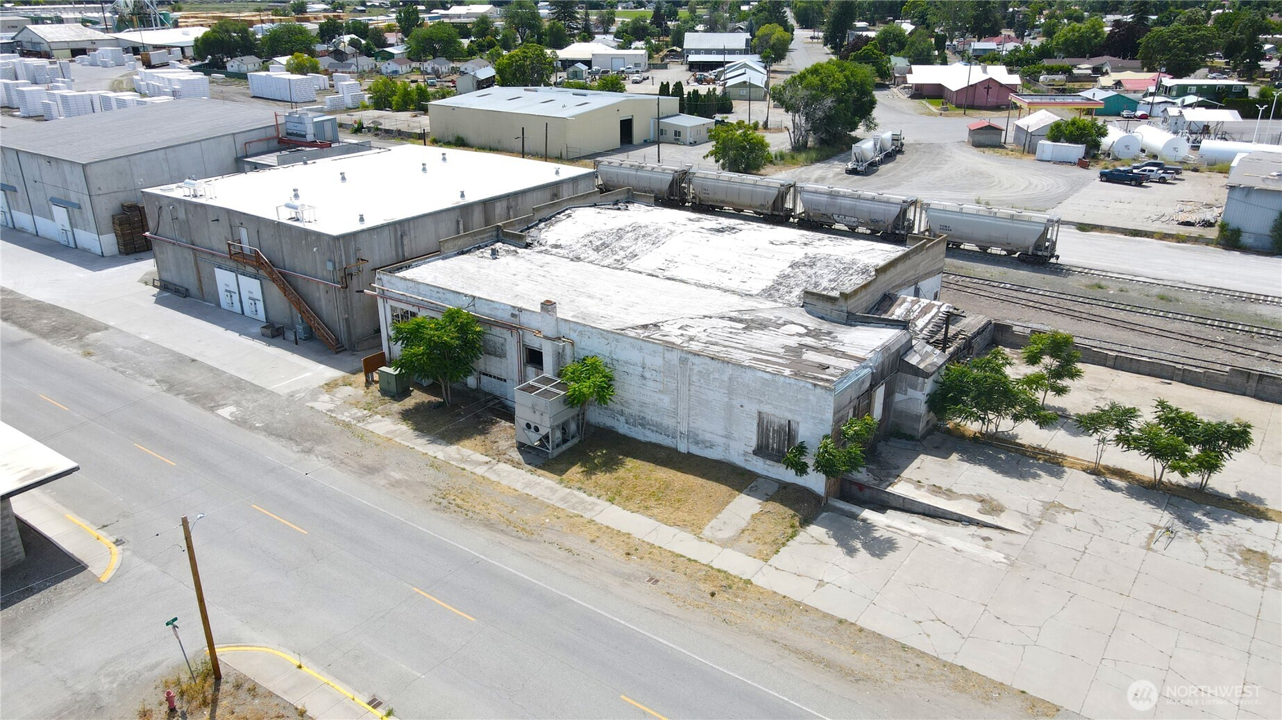 602 Appleway Street