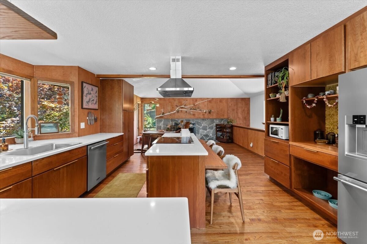 1030 Canyonside Road