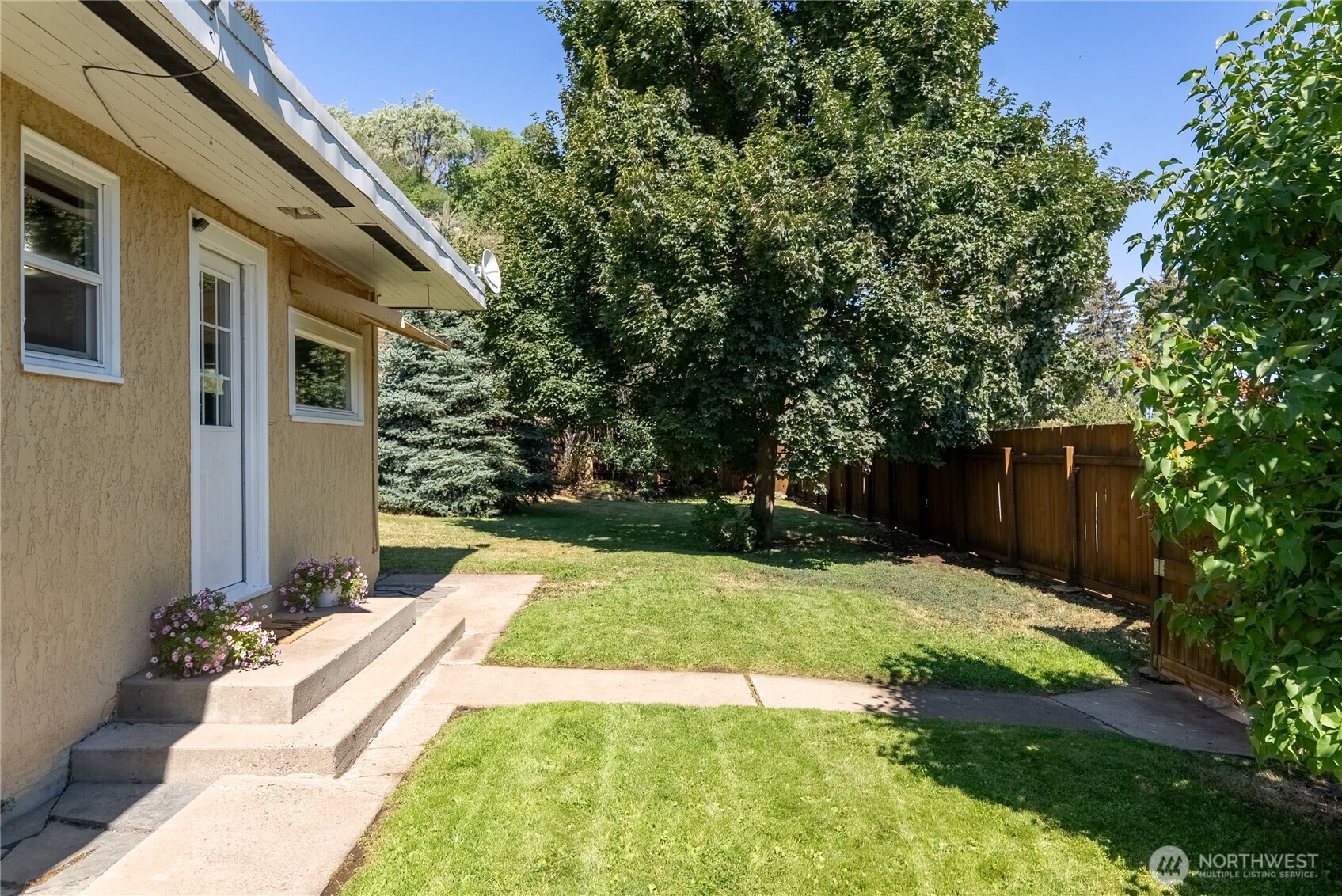 658 Twisp-Carlton Road