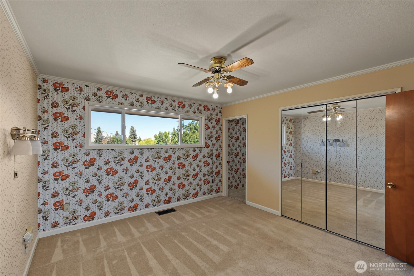 1617 Carson Lane